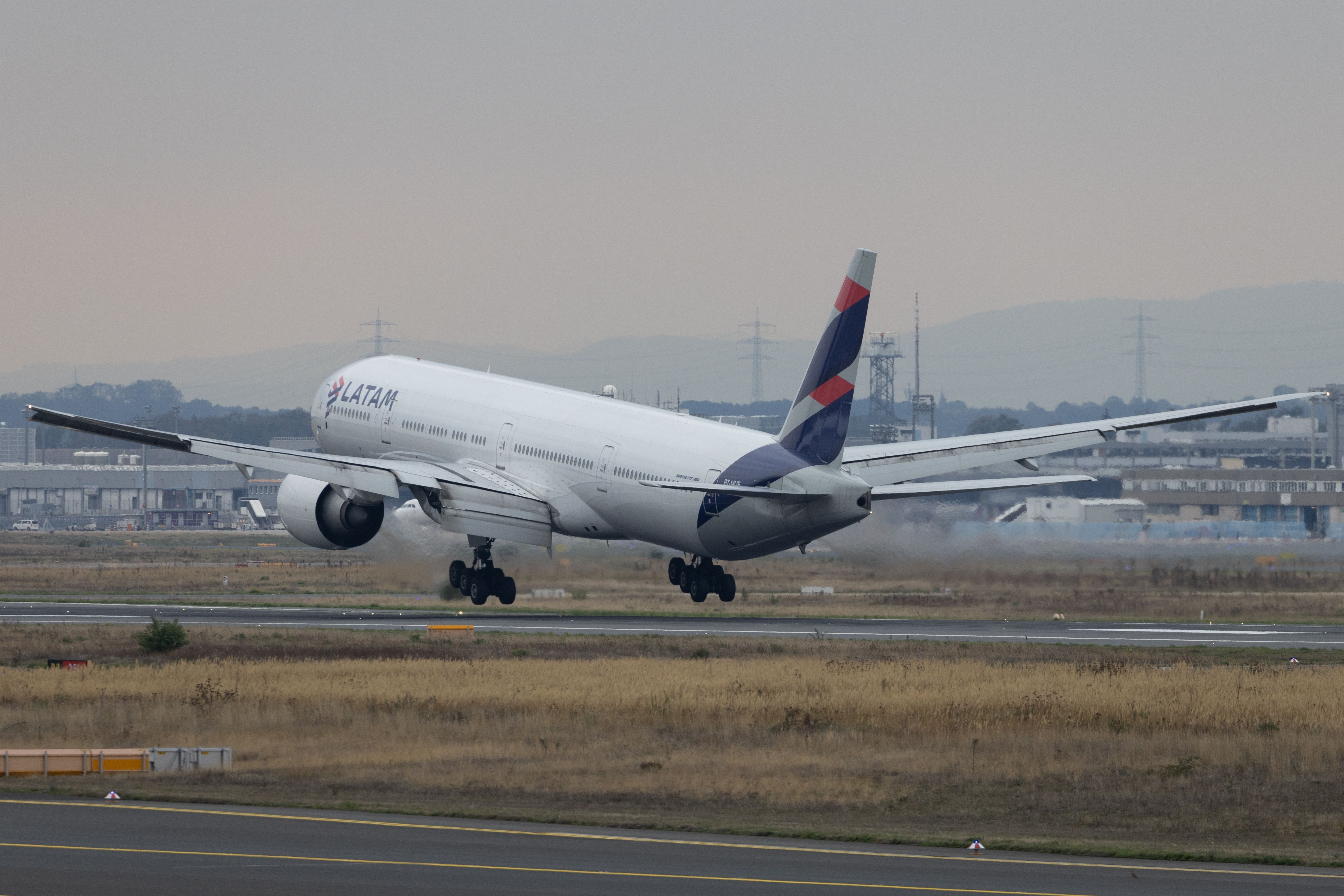 LATAM Boeing 777 Tailstrike At Milano Malpensa Preliminary Report: Pilots Entered Wrong Takeoff Parameters In Flight Computer