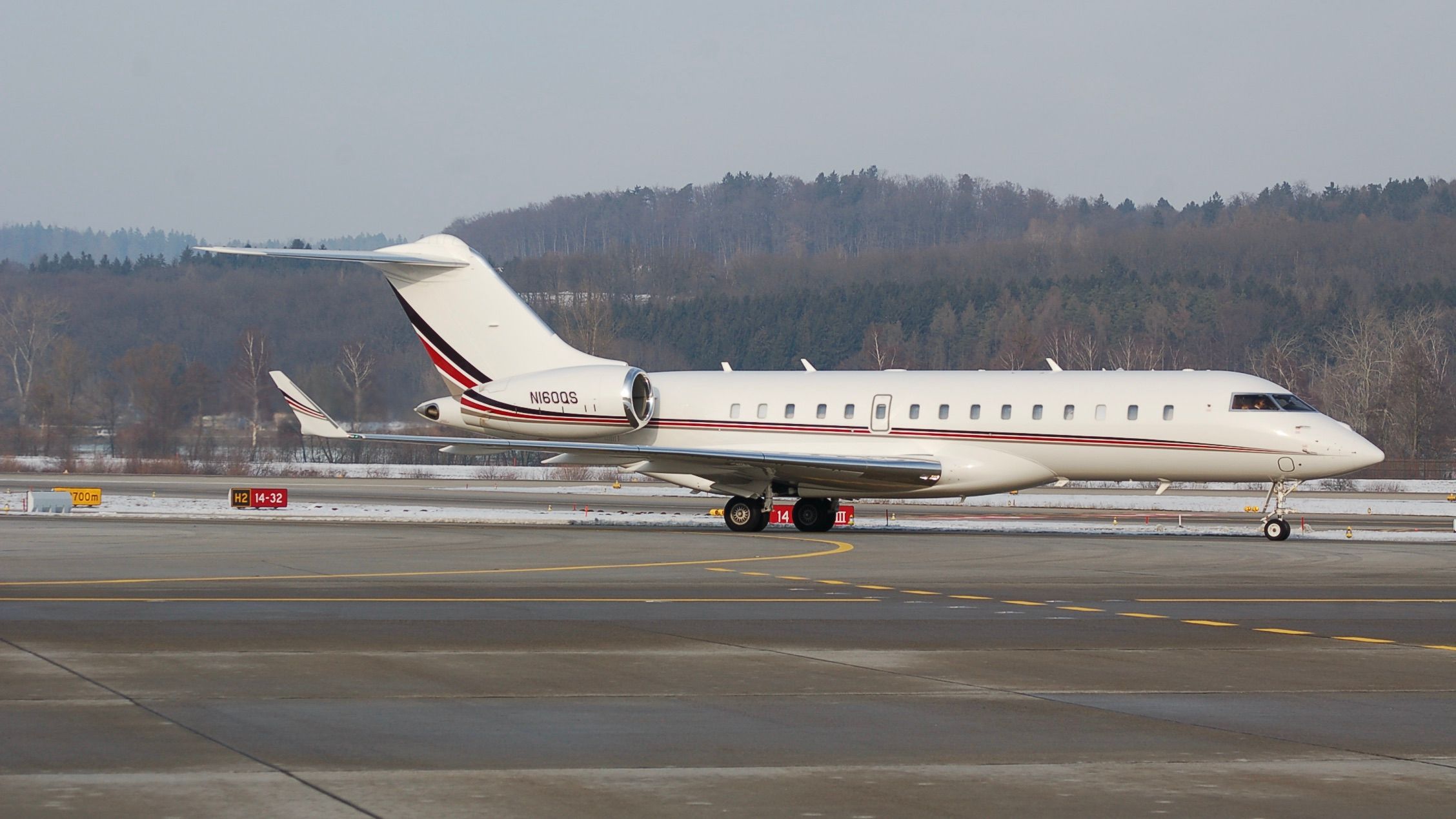 N160QS NetJets Global Express XRS