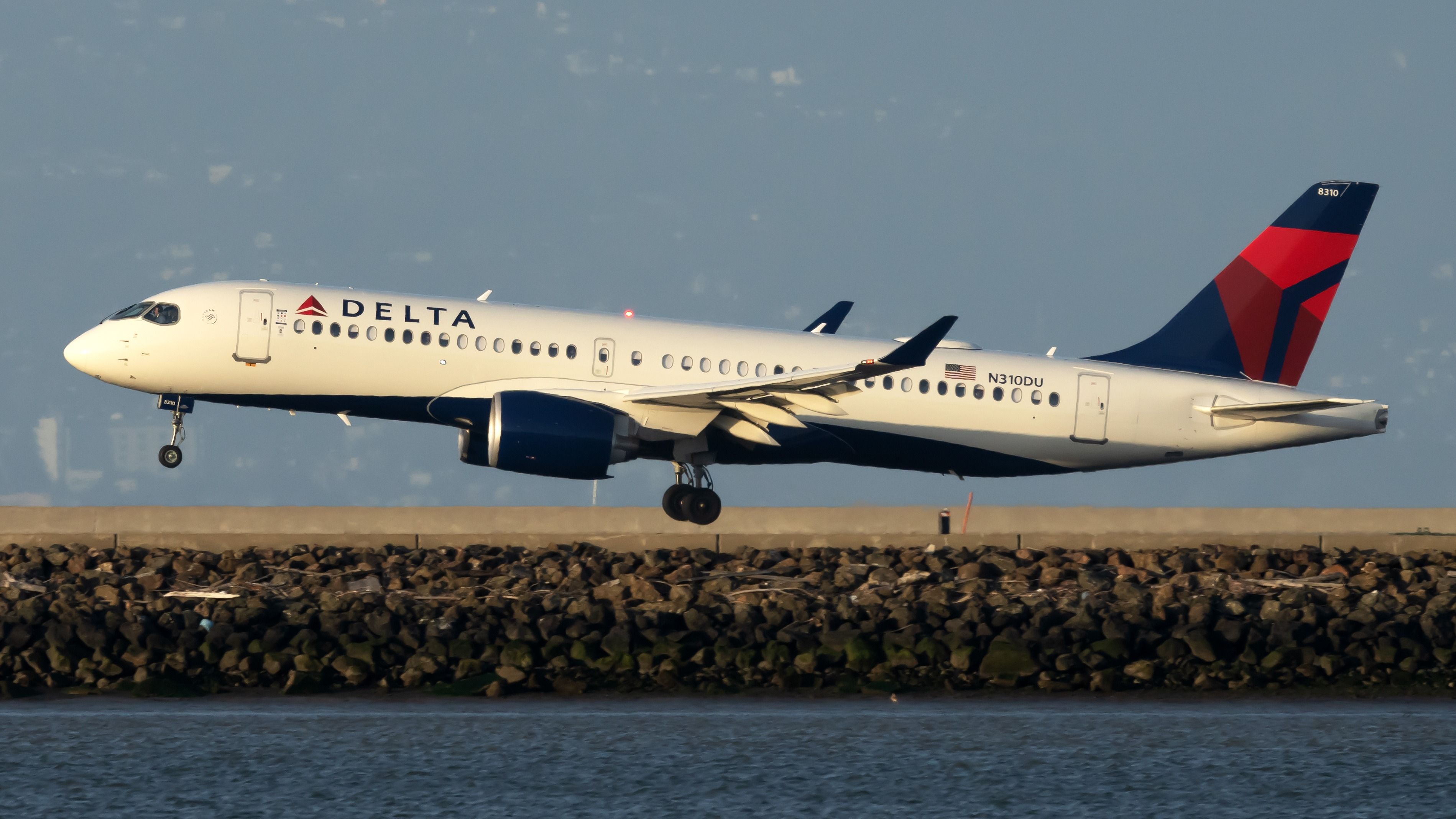 Delta Air Lines plans Airbus A220-300 flights between New York-JFK and Palm Springs