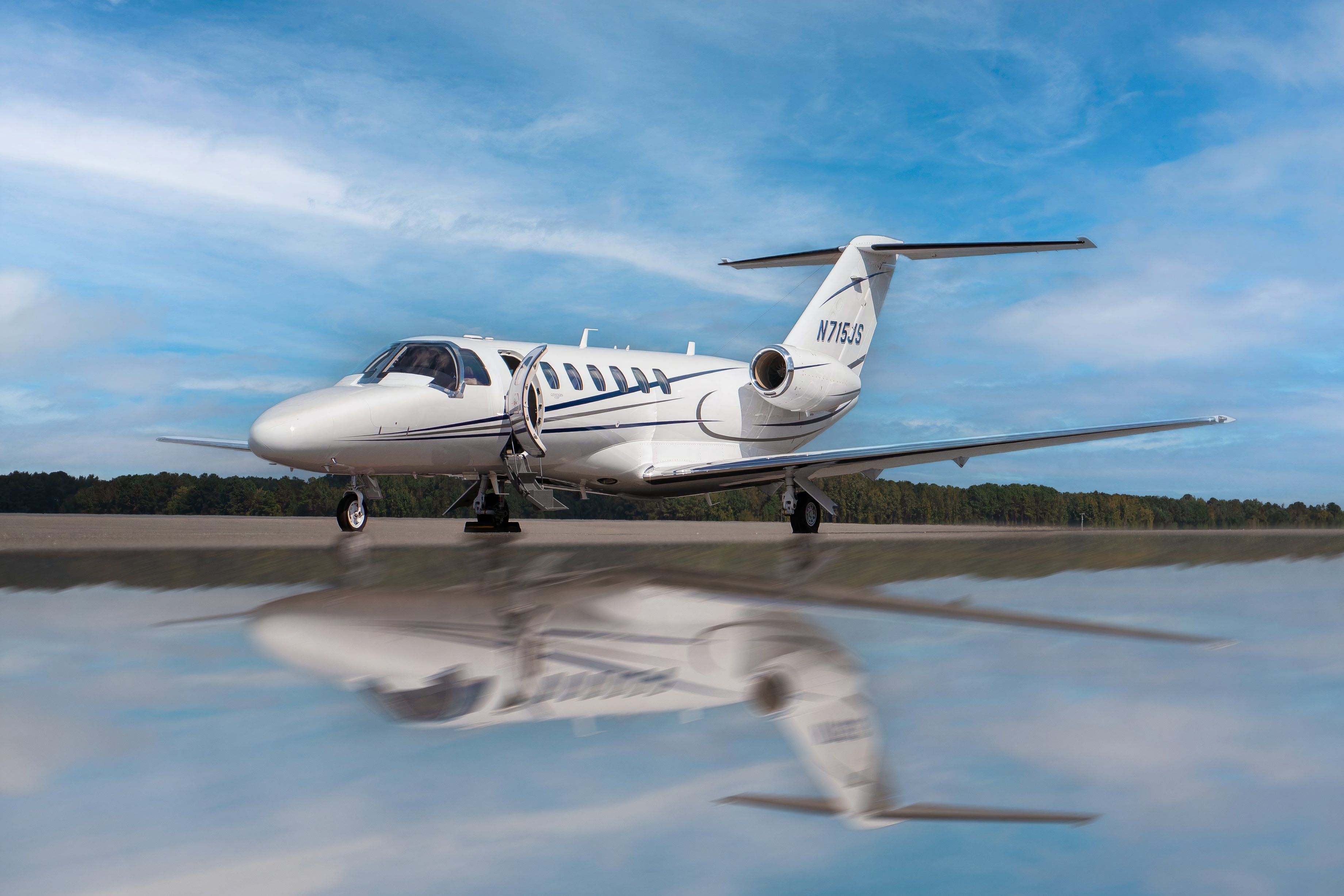 Premium Private Jet Supplier: A Closer Look At flyExclusive