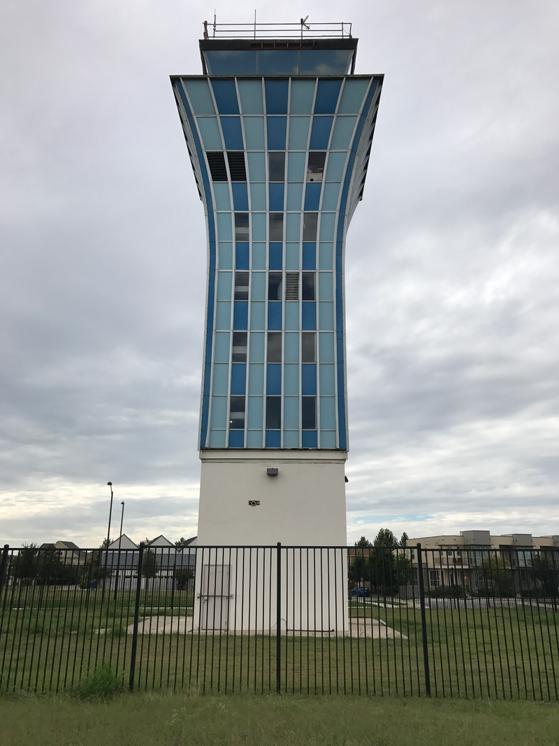 Robert_Müller_Municipal_Airport_Tower_November_2016