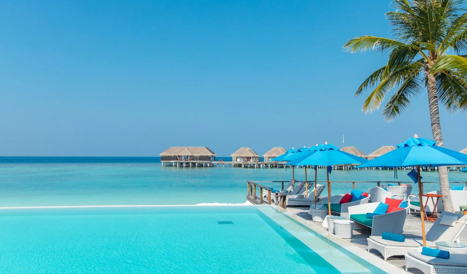 How To Visit Hawaii For A Winter Getaway Using Miles