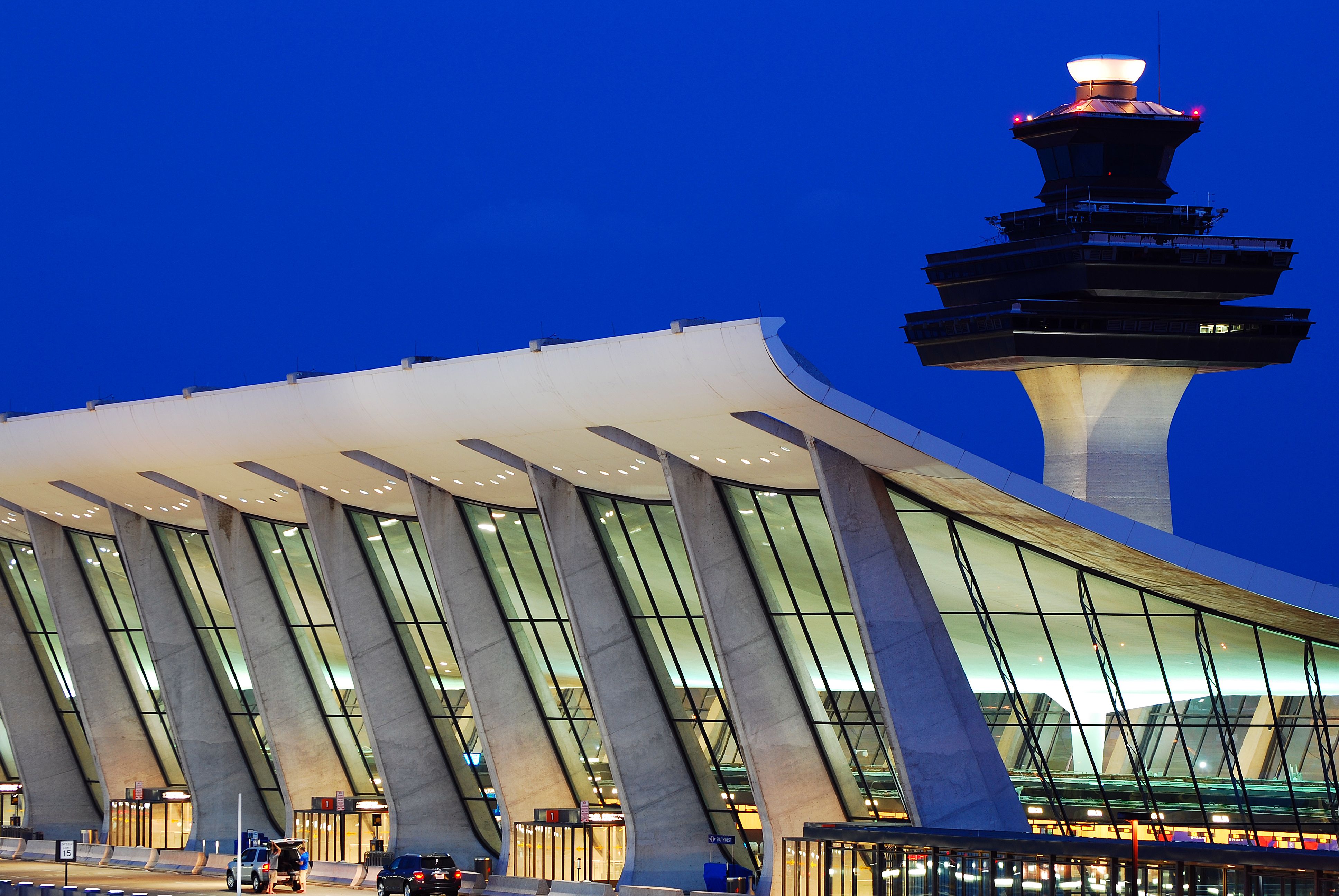 Dulles International Airport Main Terminal (IAD)