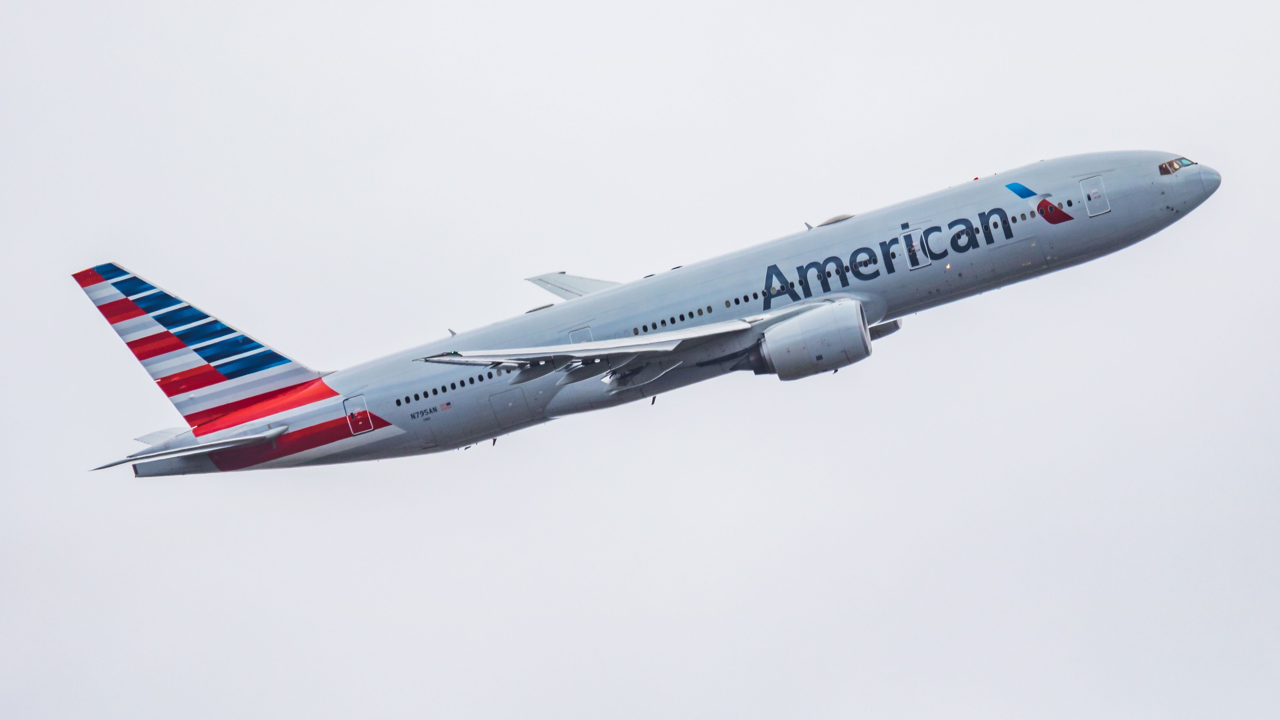 American Airlines expands flights between Miami and Cancun with the Boeing 777-200ER