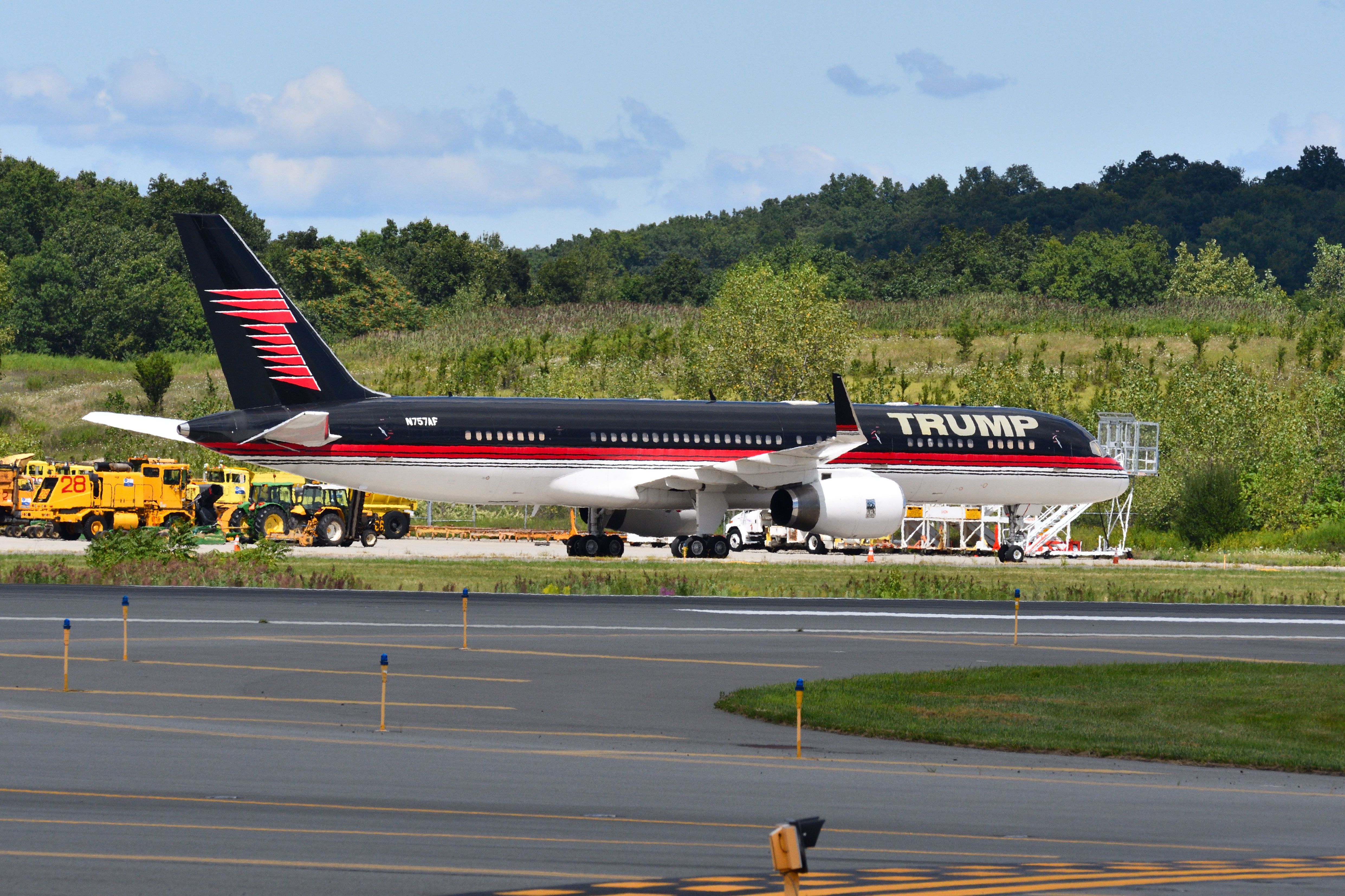 Donald Trump's Boeing 757 Diverts To Montana Following Mechanical Issue