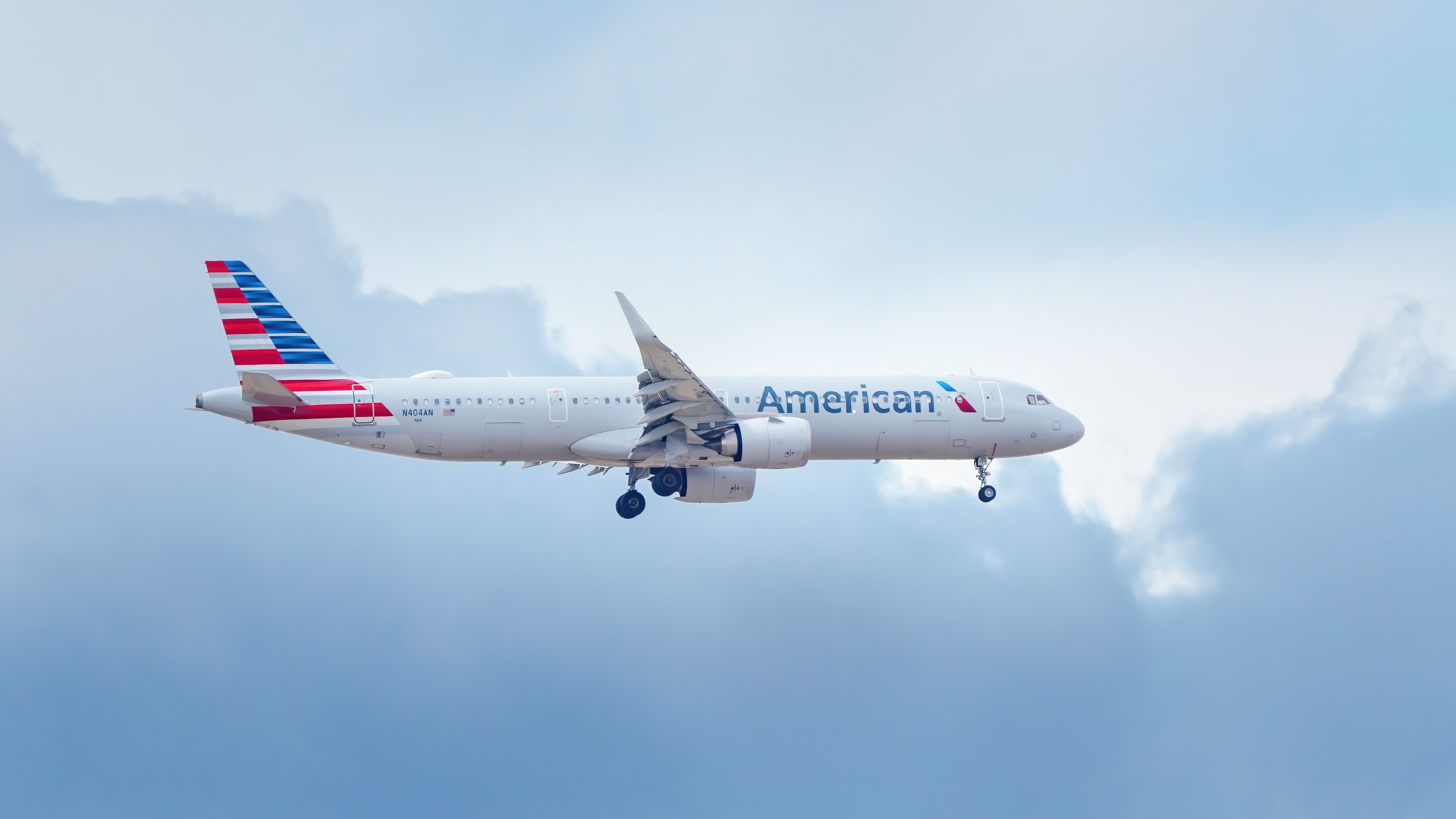 American Airlines cancels night flights with the Airbus A321neo between Orange County and Charlotte