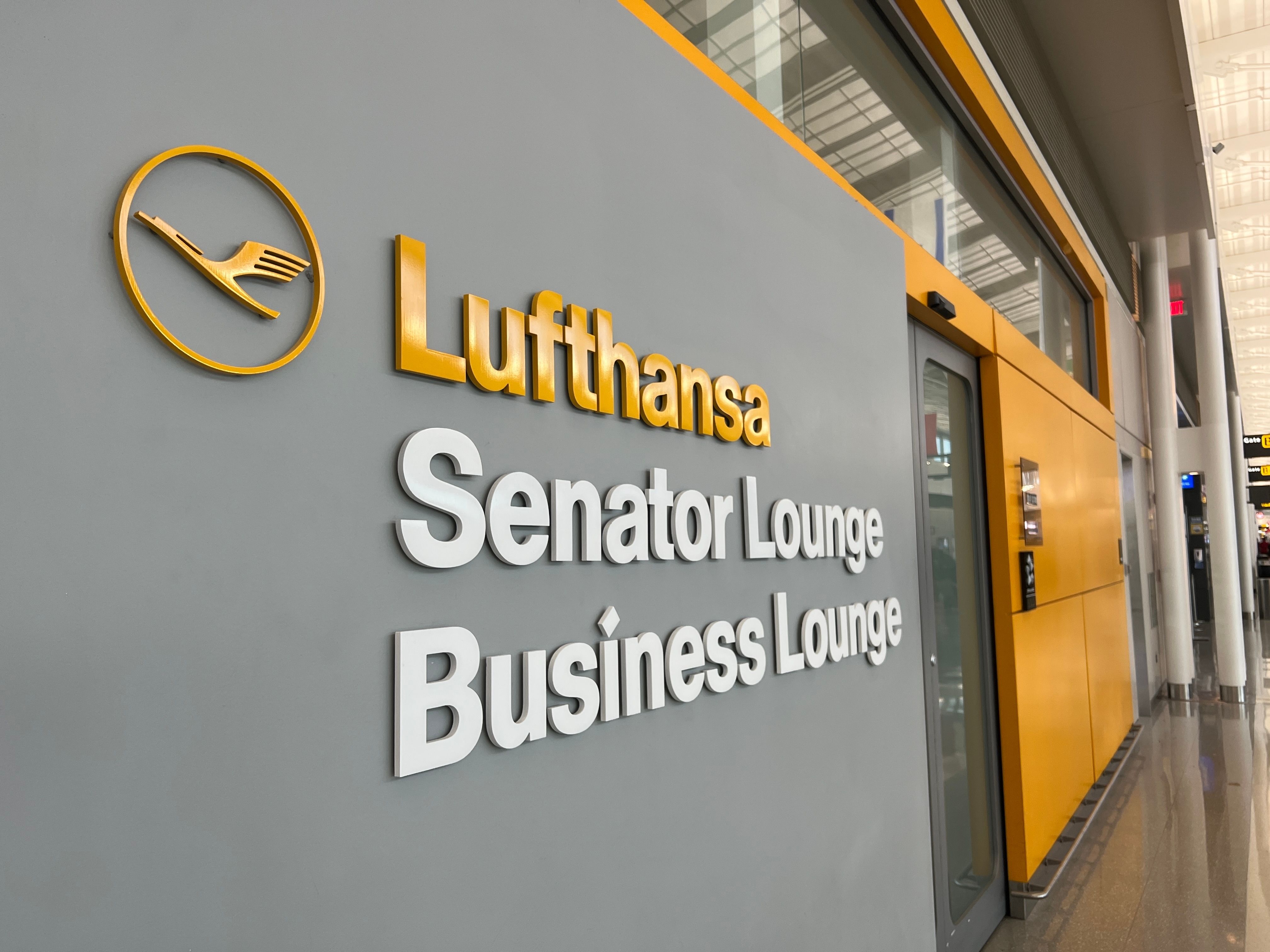 How To Access Lufthansa Lounges With American Express Cards