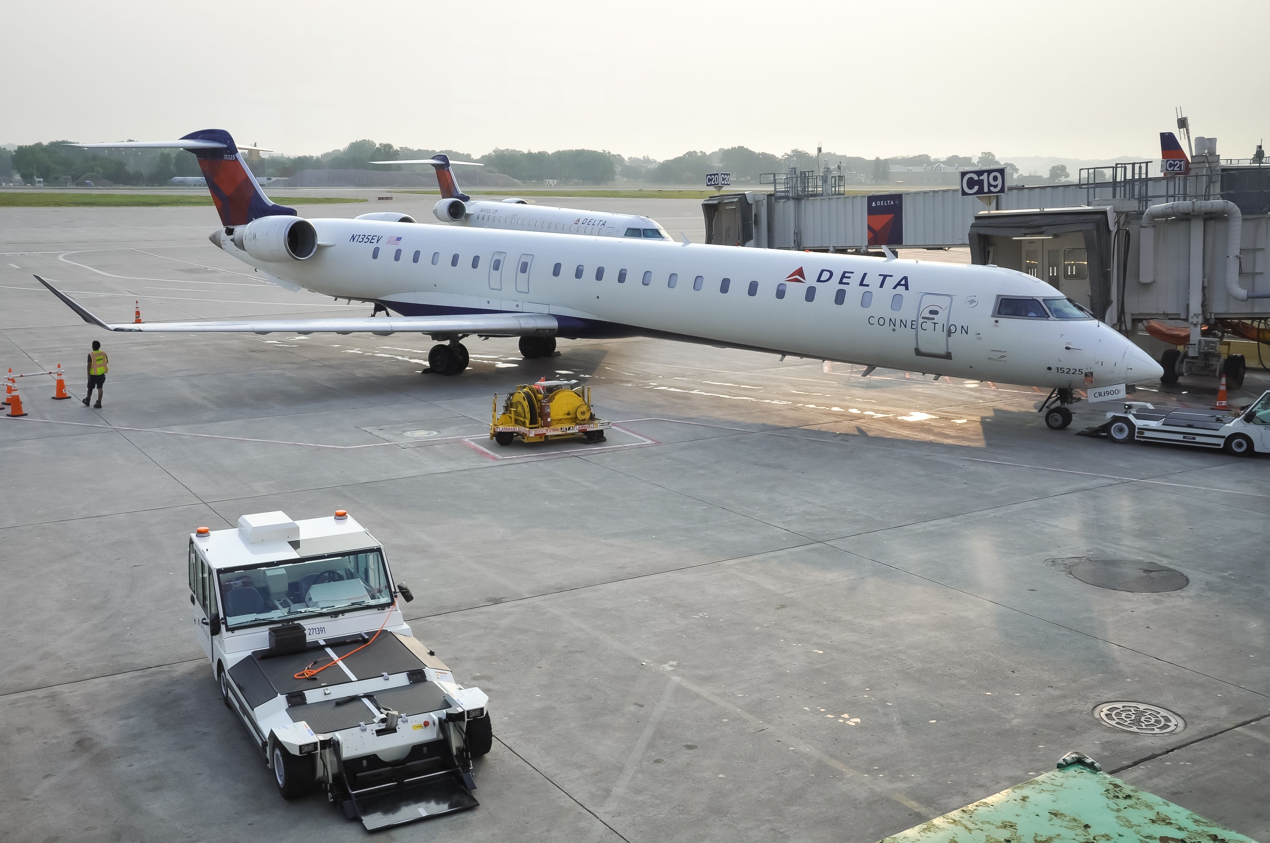 Bombardier CRJ900 of Delta Connection (Endeavor Air) at Minneapolis/St. Paul International Airport. 