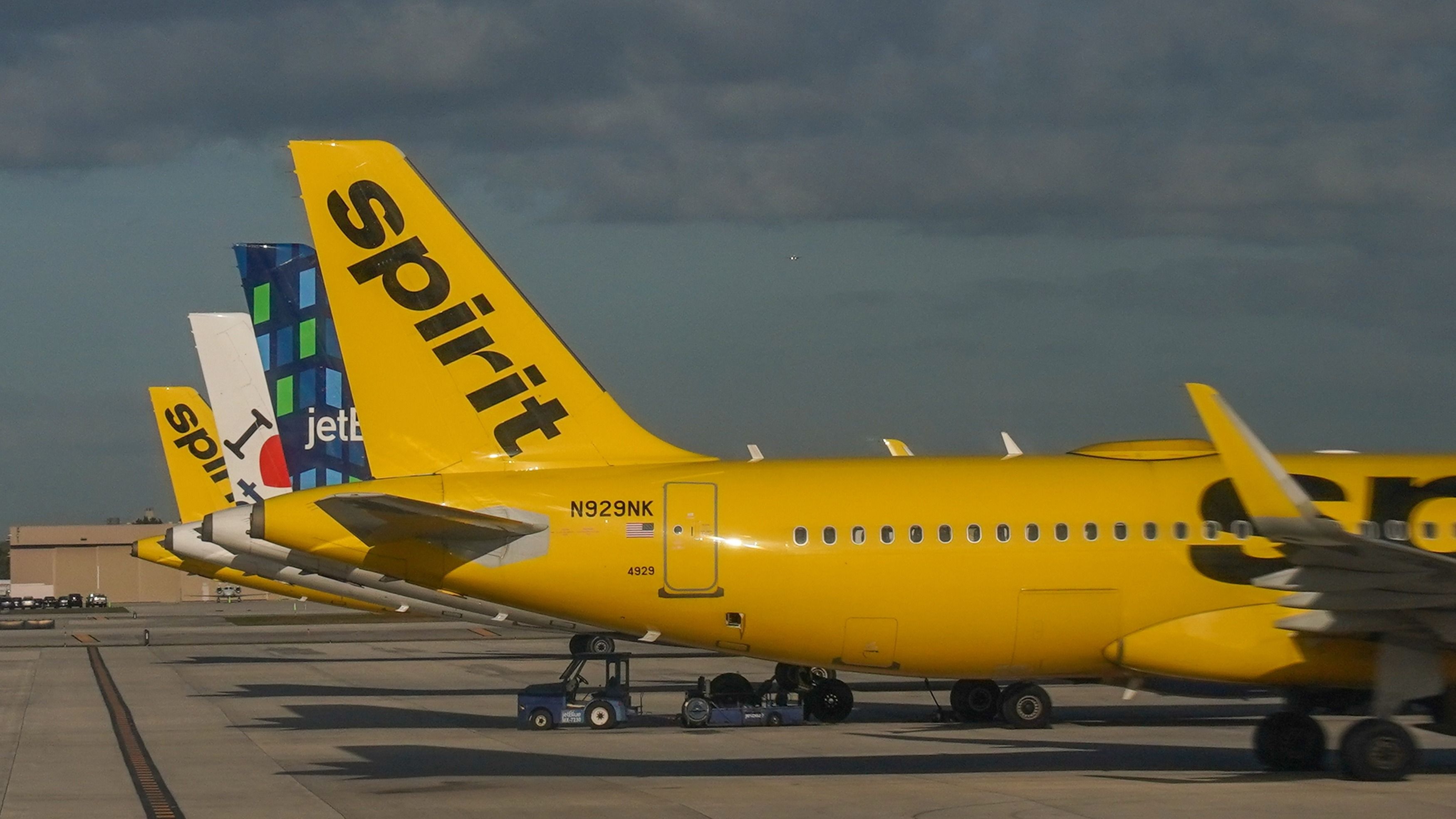 Spirit Airlines and JetBlue planes