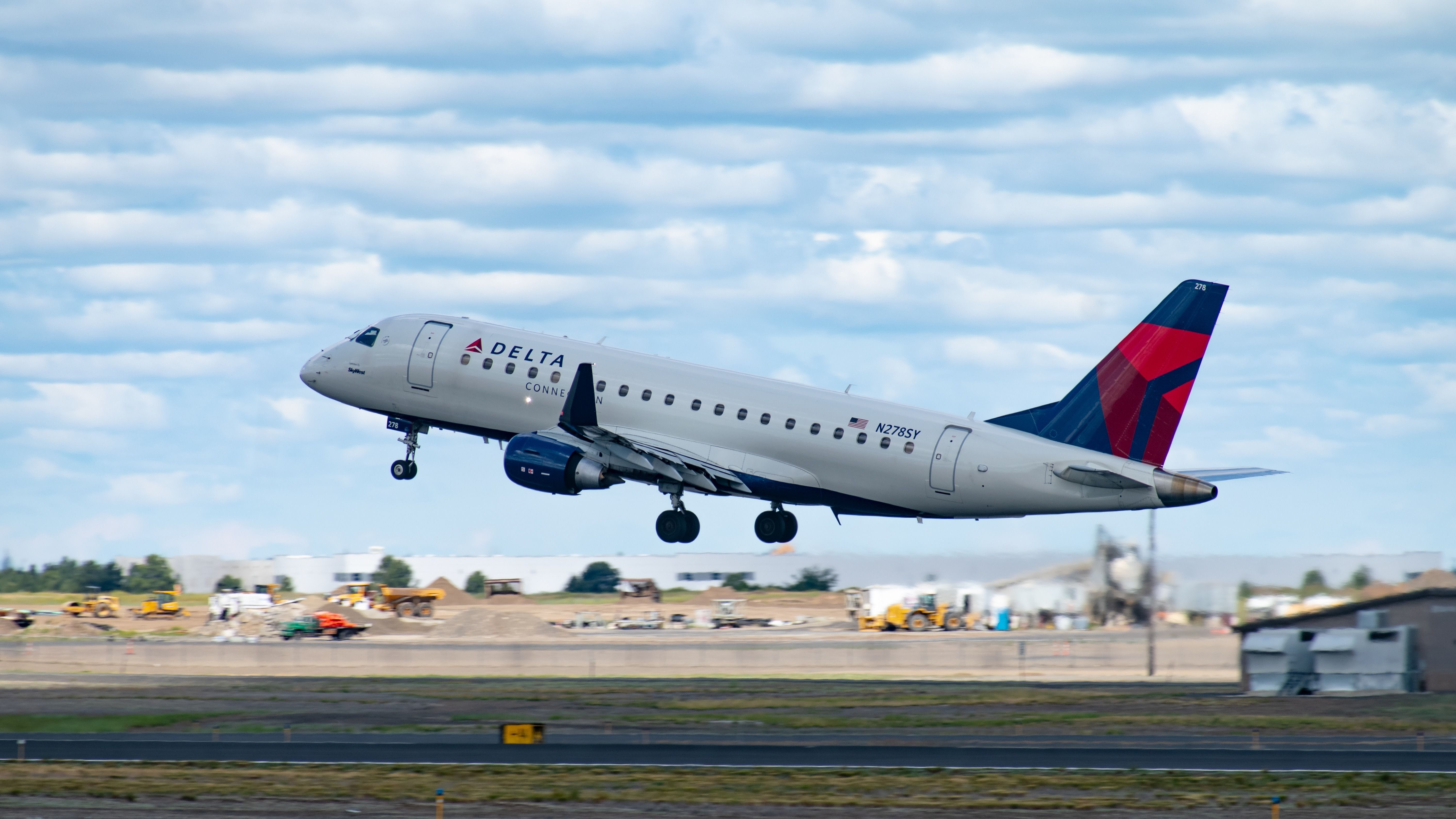 Delta Air Lines expands flights with Embraer E175 between Austin and New Orleans