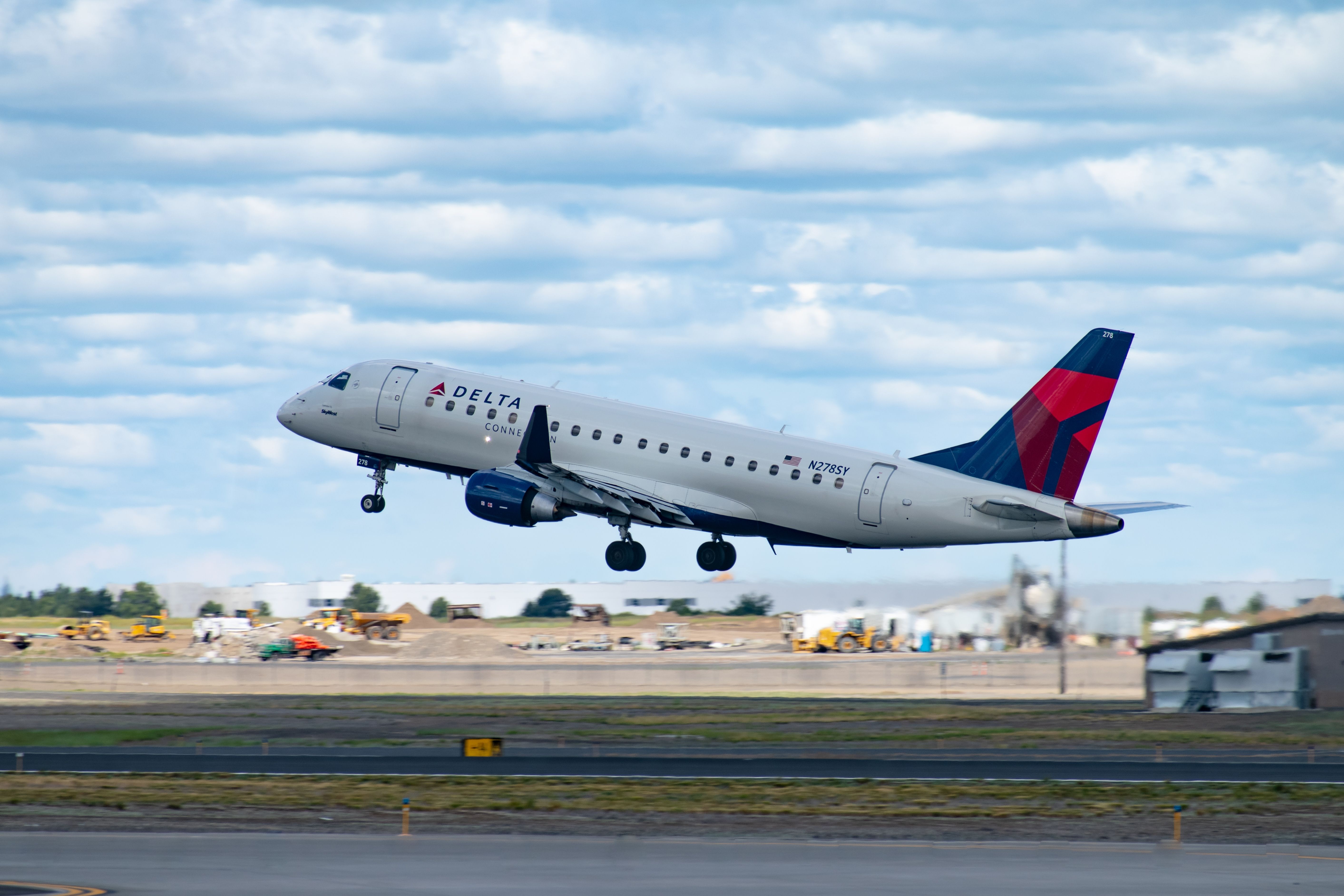 New: Delta Air Lines Adds Embraer E175 Flights Between Austin & New Orleans