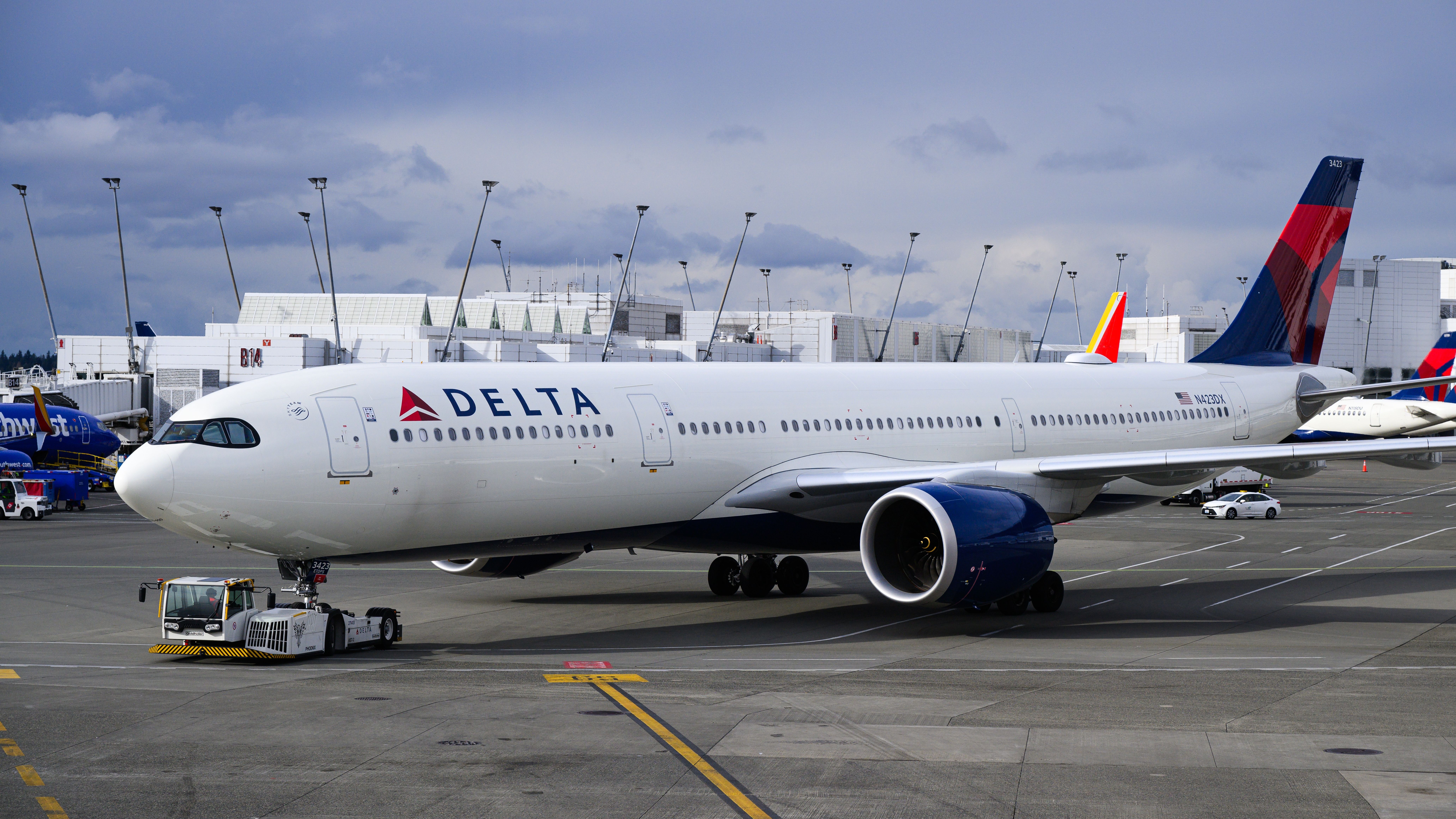 Delta Air Lines Airbus A330-900neo returns to Boston after exhaust fumes caused illness among crew