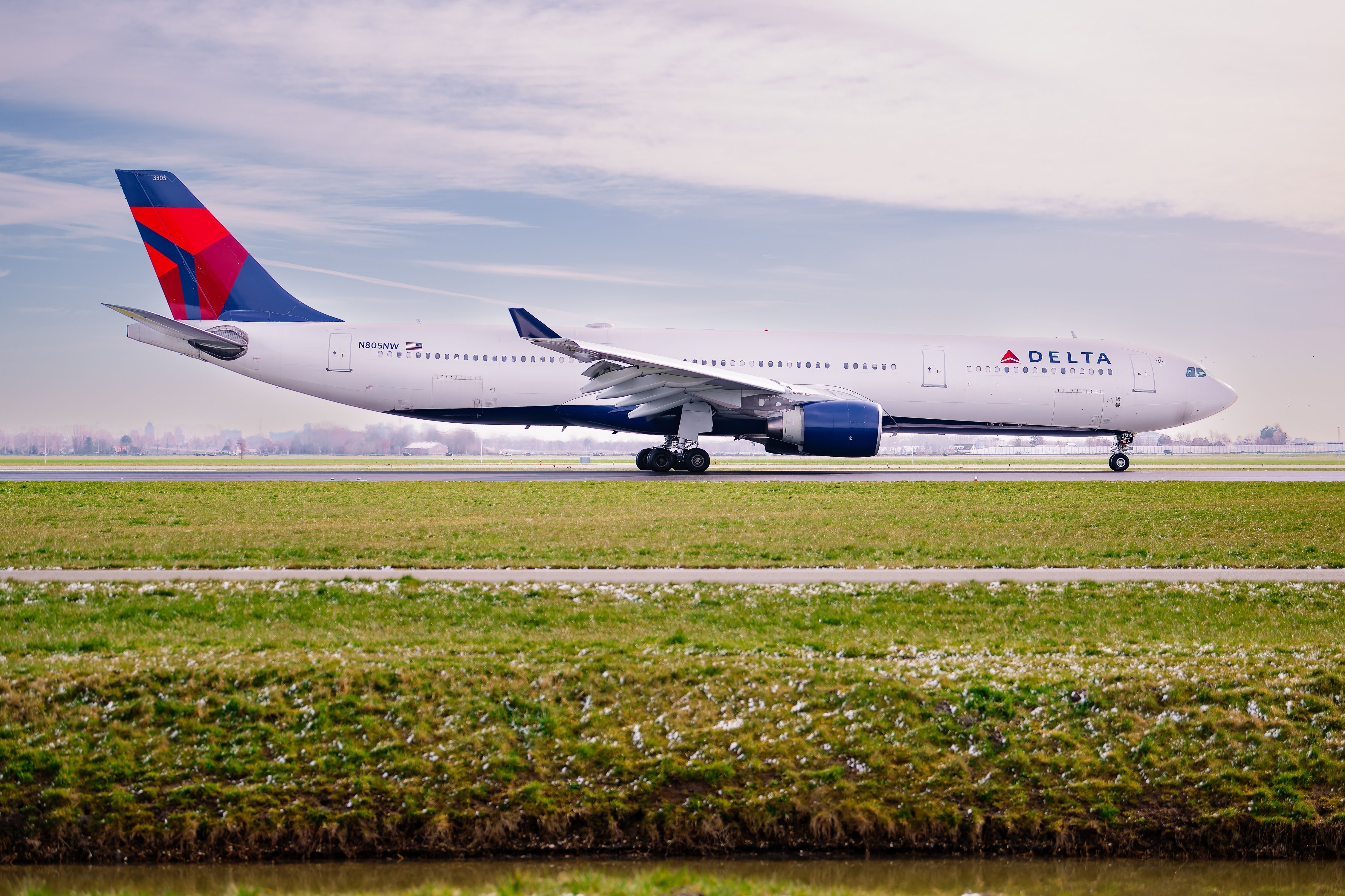 Delta Air Lines Airbus A330-300 (N805NW).