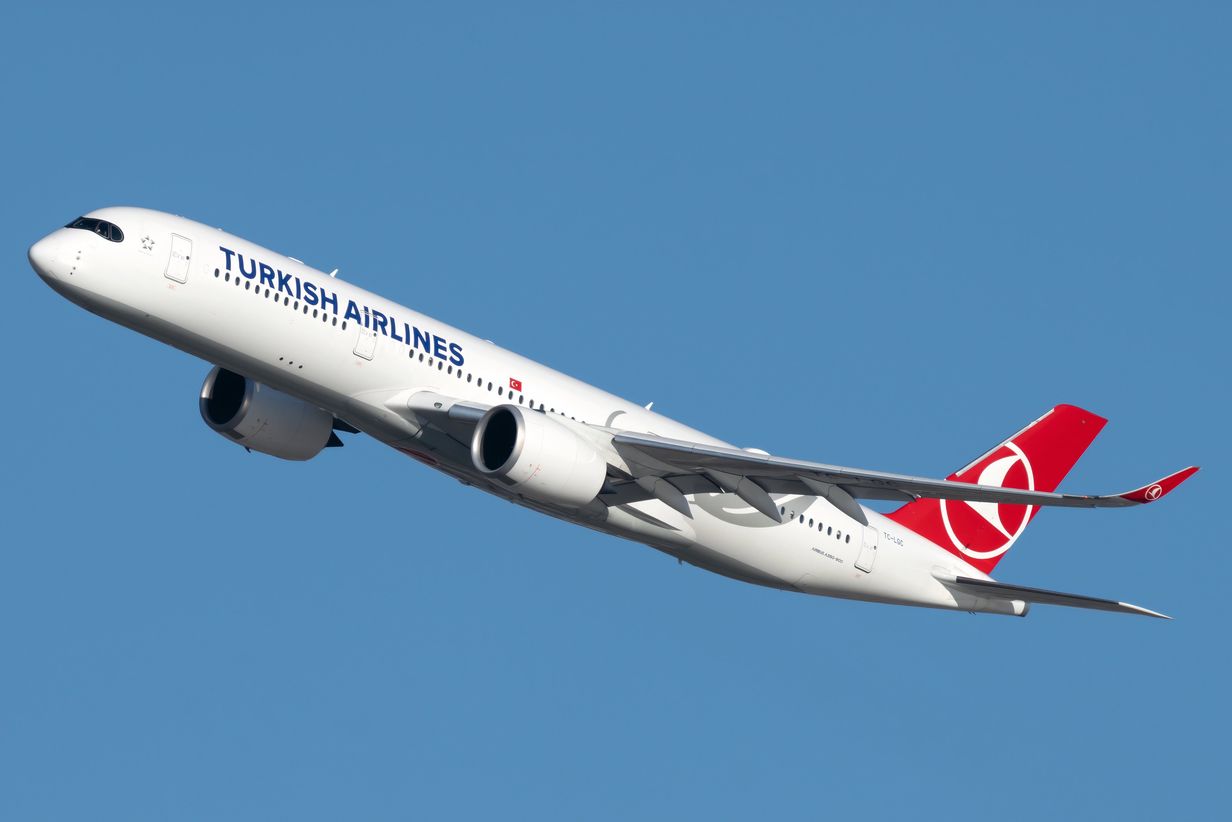 Turkish Airlines A350-900 in flight 