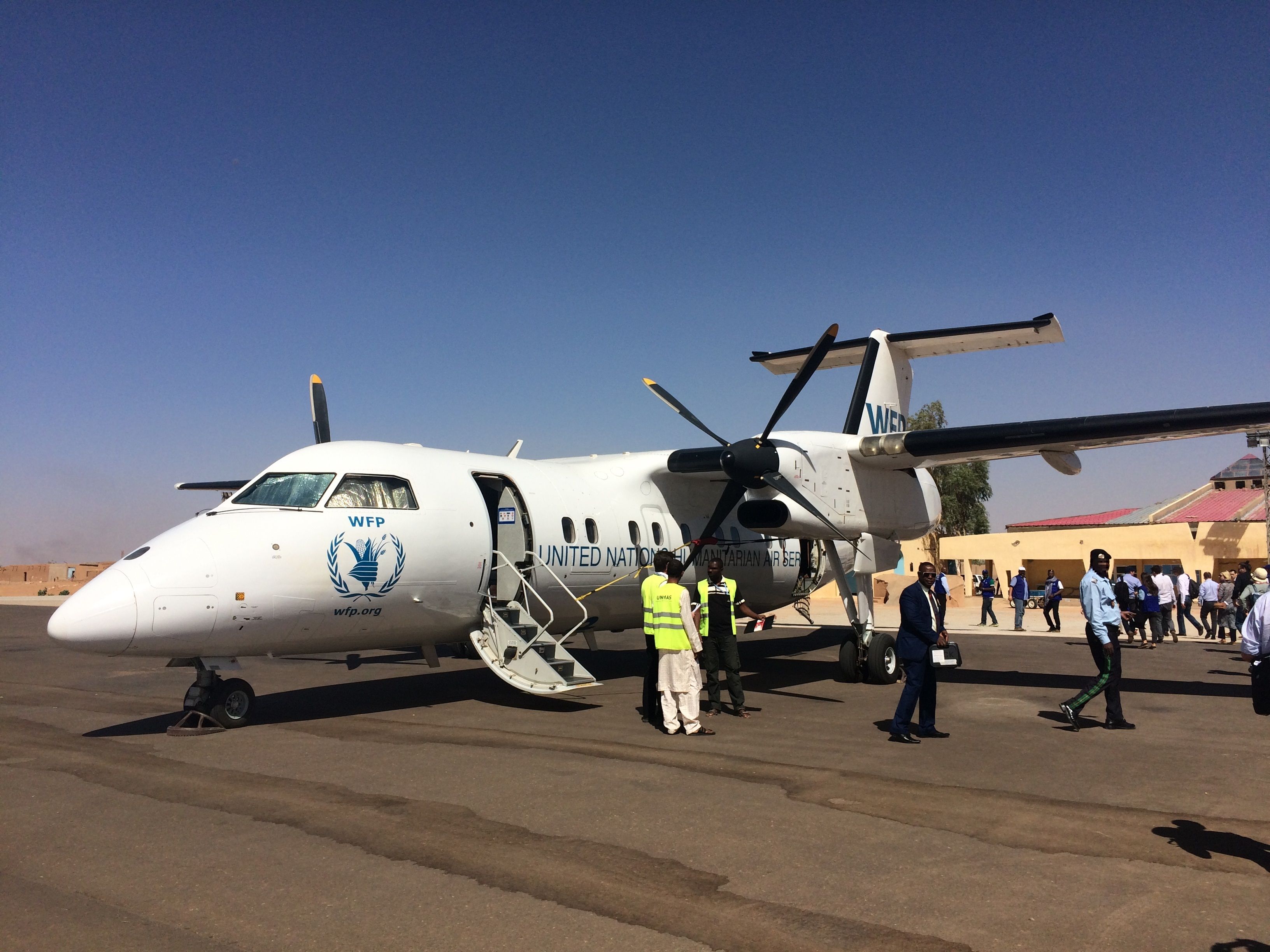 Pilot Performs Belly Landing After UN Dash 8 Loses Main Gear In South Sudan