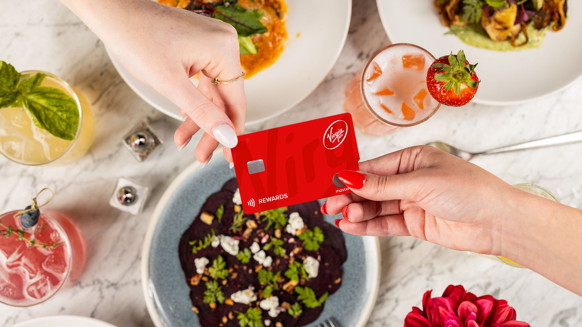 Cardholders earn on dining purchases