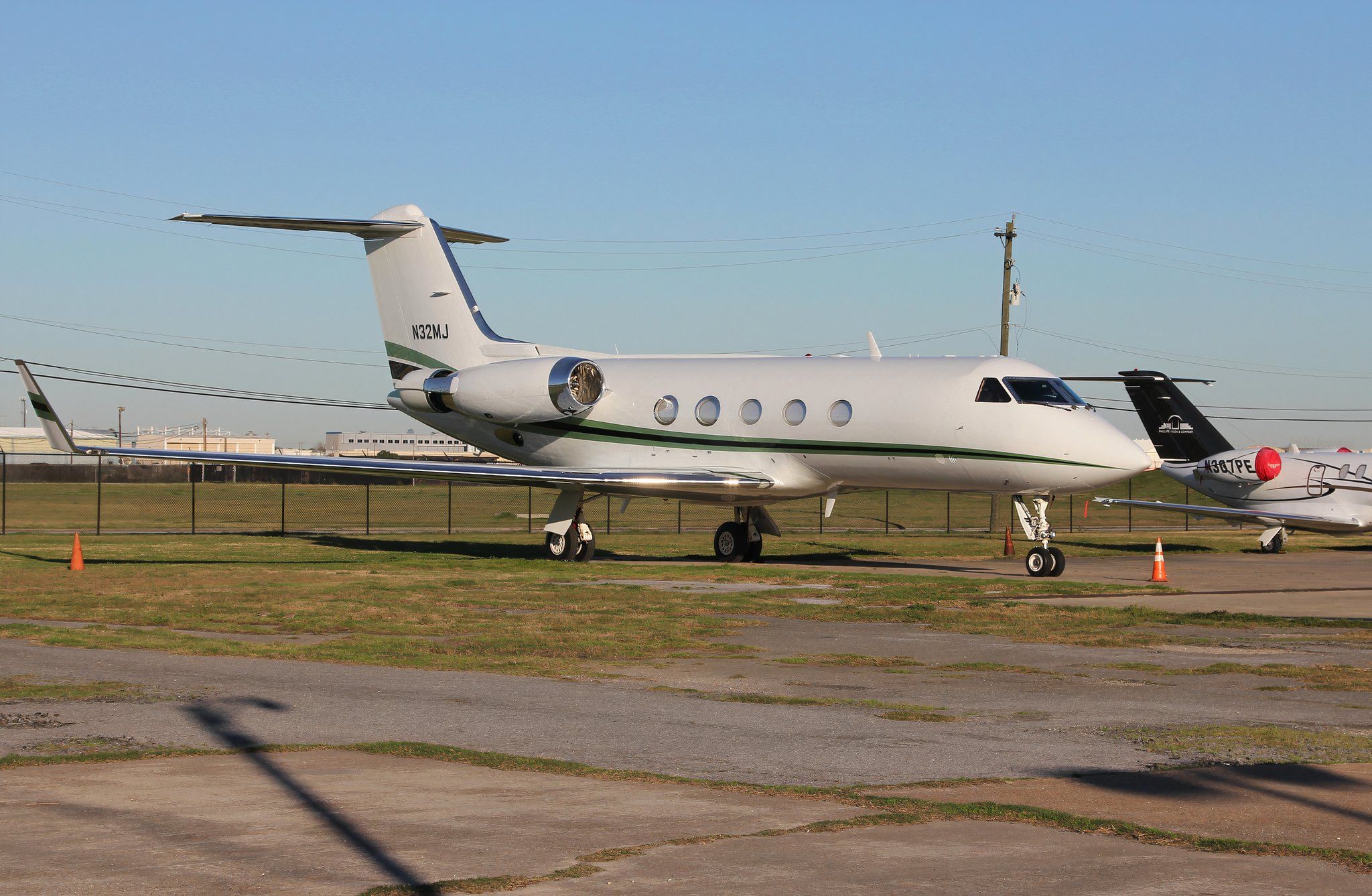 Magic Johnson Gulfstream III N32MJ