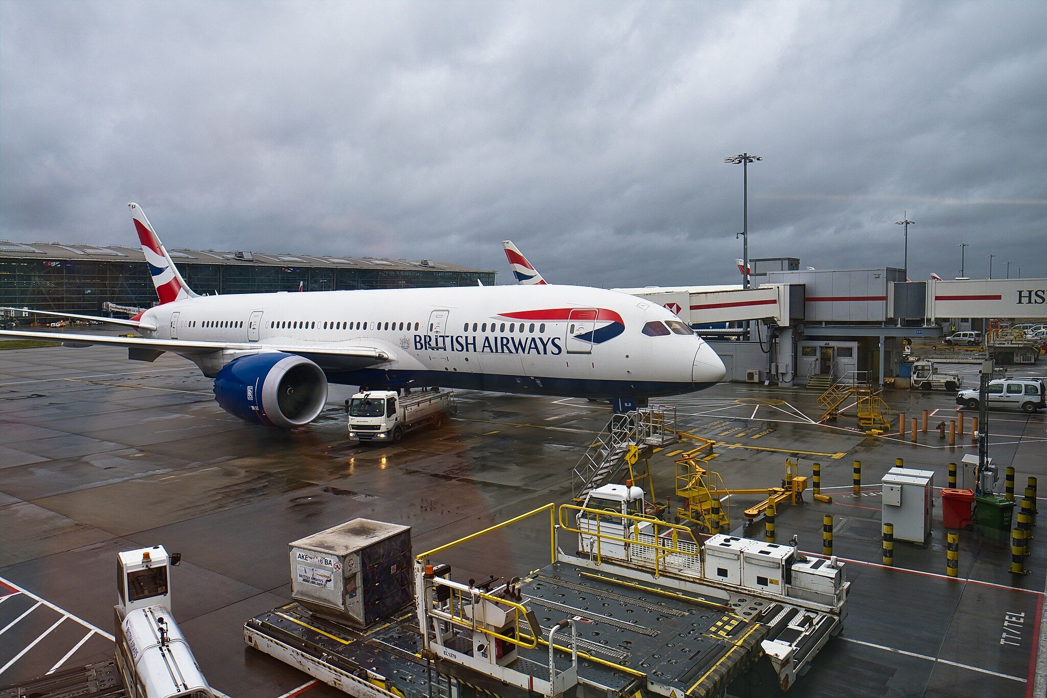 Hundreds Of British Airways Flights Axed Amid Operational Issues