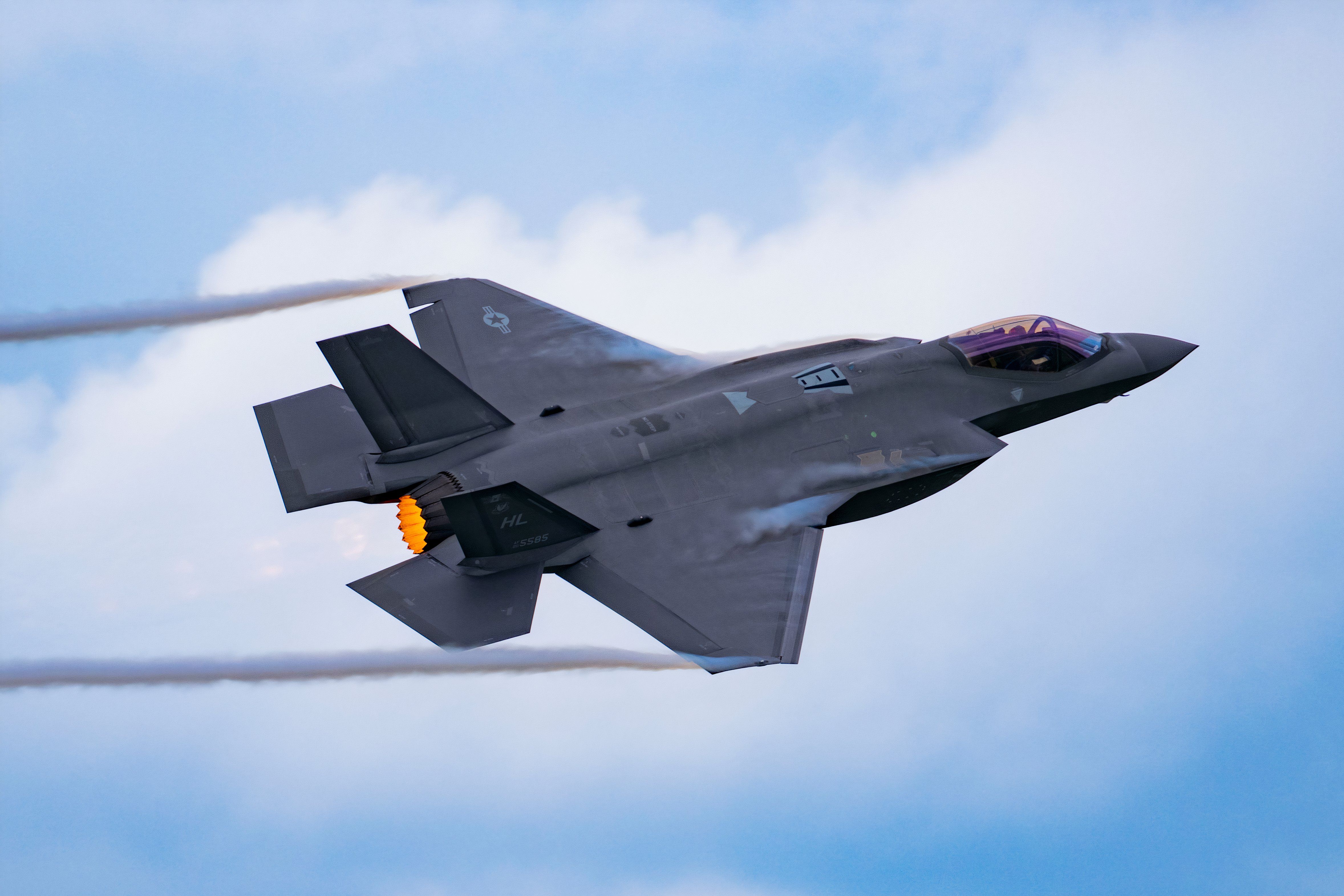 A U.S. Air Force F-35A Lightning II 