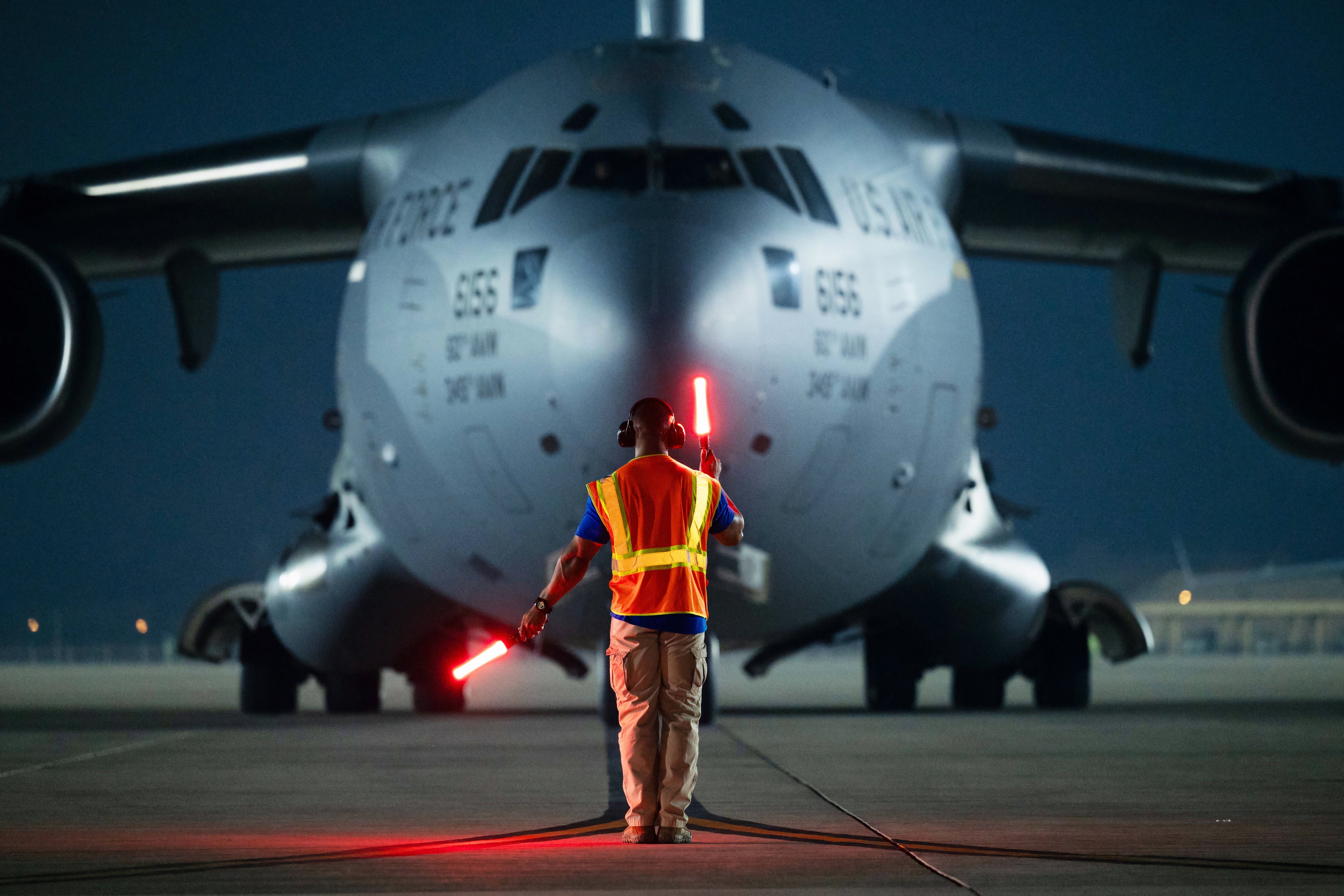 A U.S. Air Force C-17 Globemaster III, assigned to the 60th Air Mobility Wing, Travis Air Force Base, Calif., 