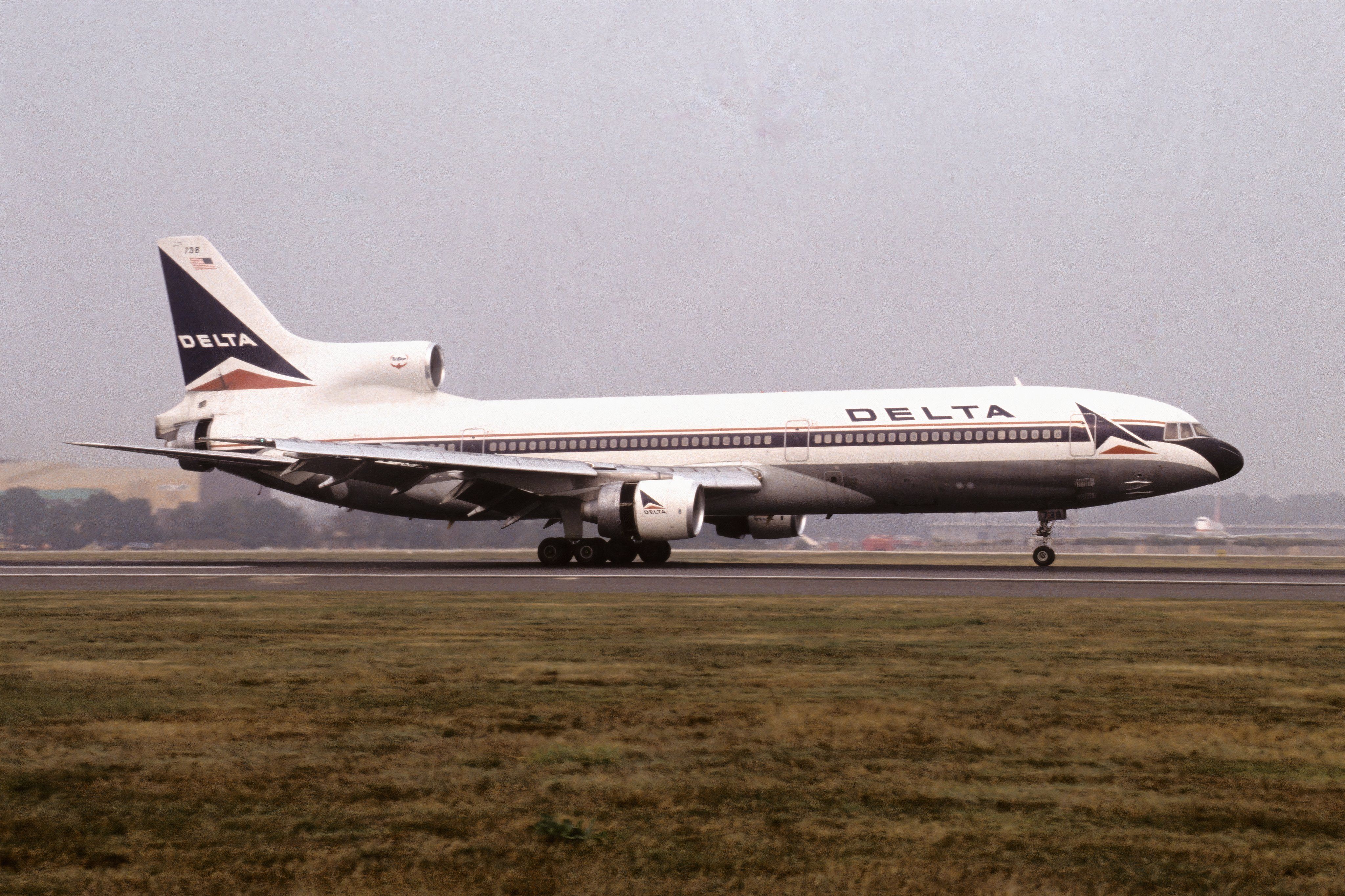 Delta Air Lines Lockheed aircraft