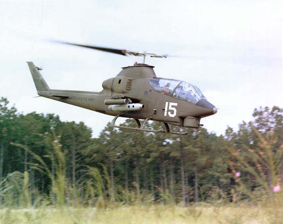 Ah-1cobra_1