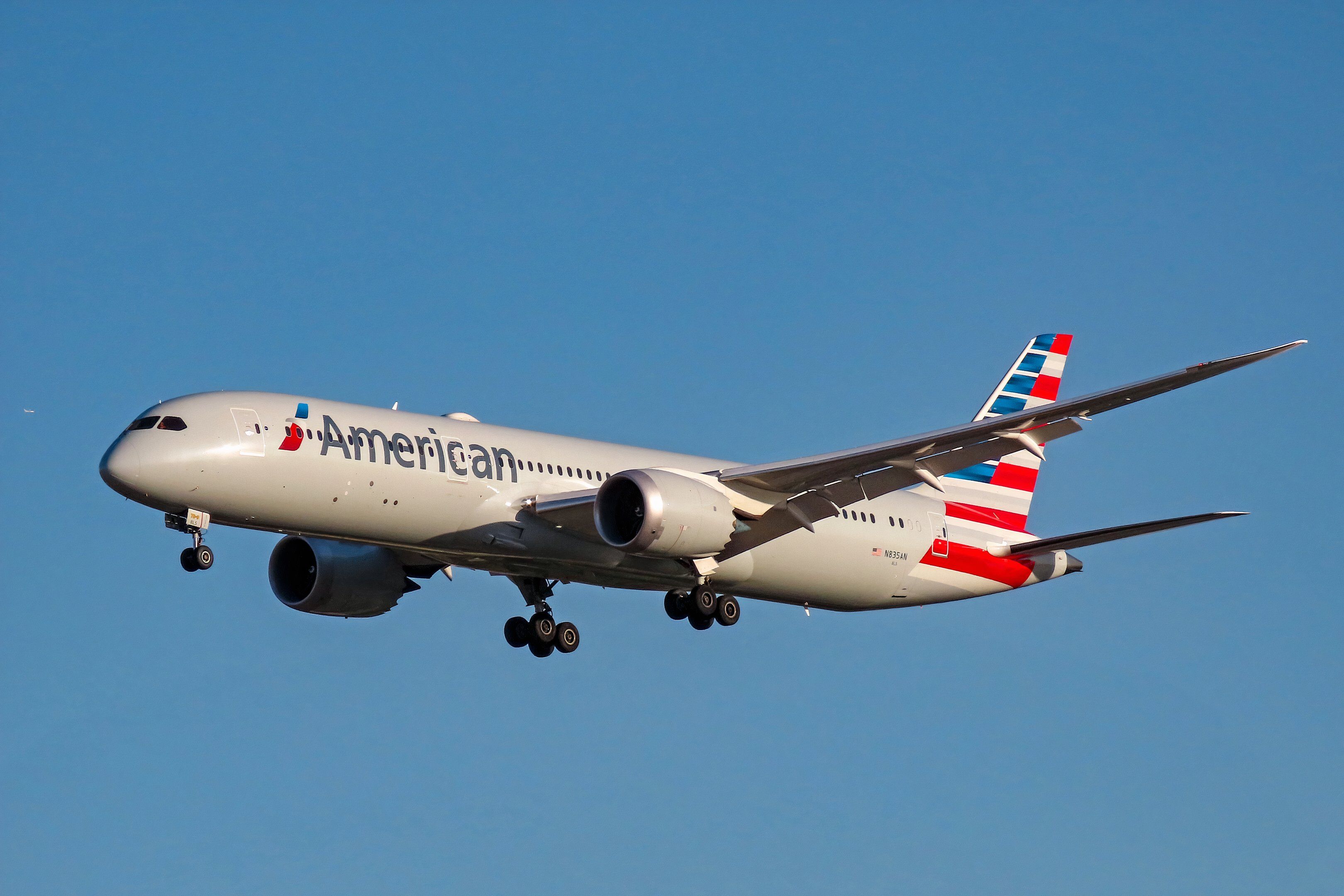 Explored: American Airlines Reduces Chicago OHare To London Heathrow Flights