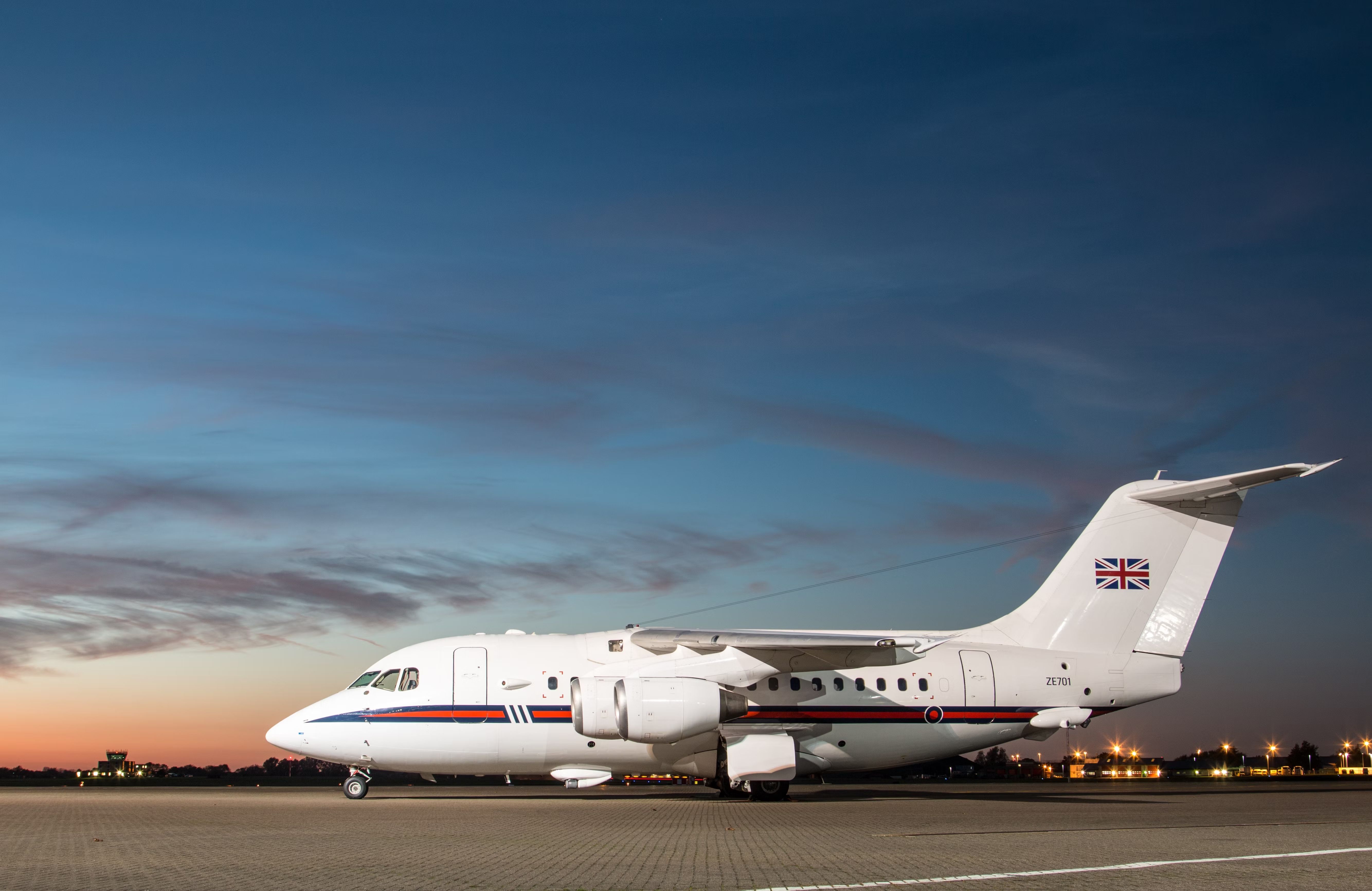 bae-146-at-raf-northolt