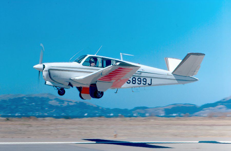 Beech_Bonanza_Takeoff_(5517383917)