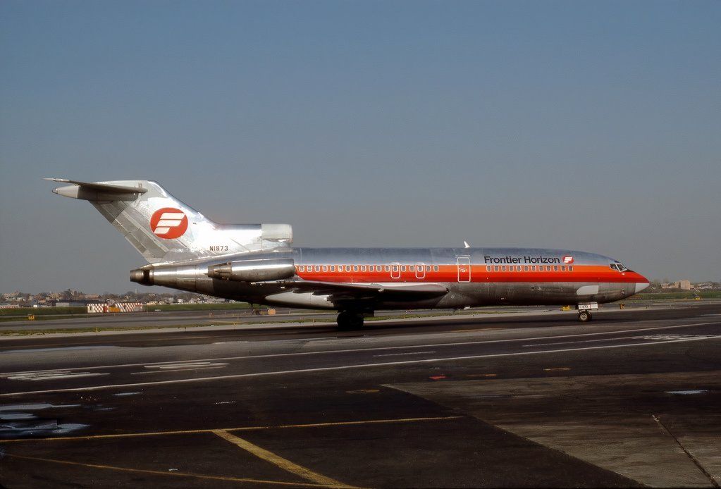 Boeing_727-23,_Frontier_Horizon_Airlines_JP5947112