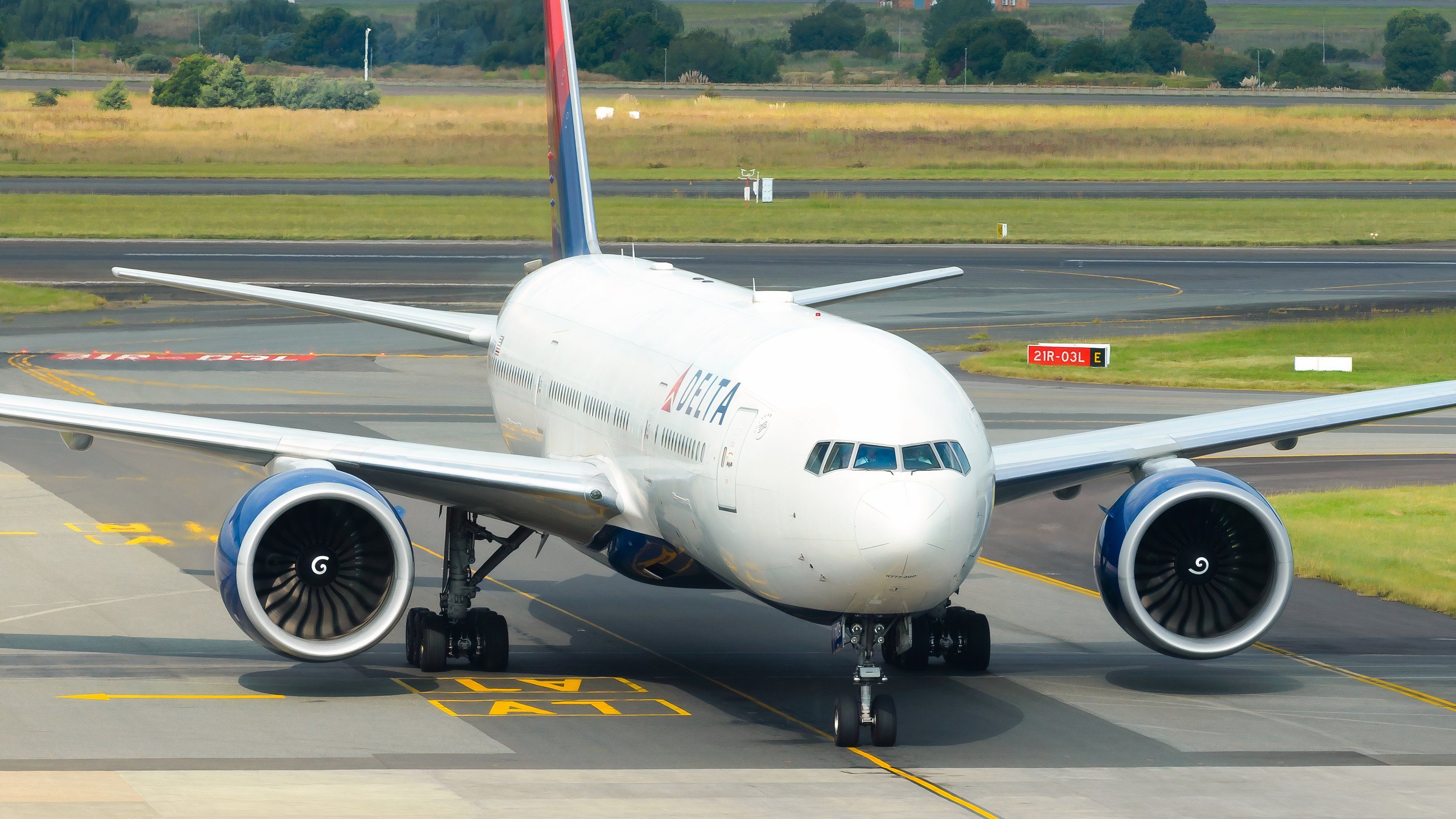 Delta Air Lines Boeing 777-200LR cropped shutterstock_1733040827