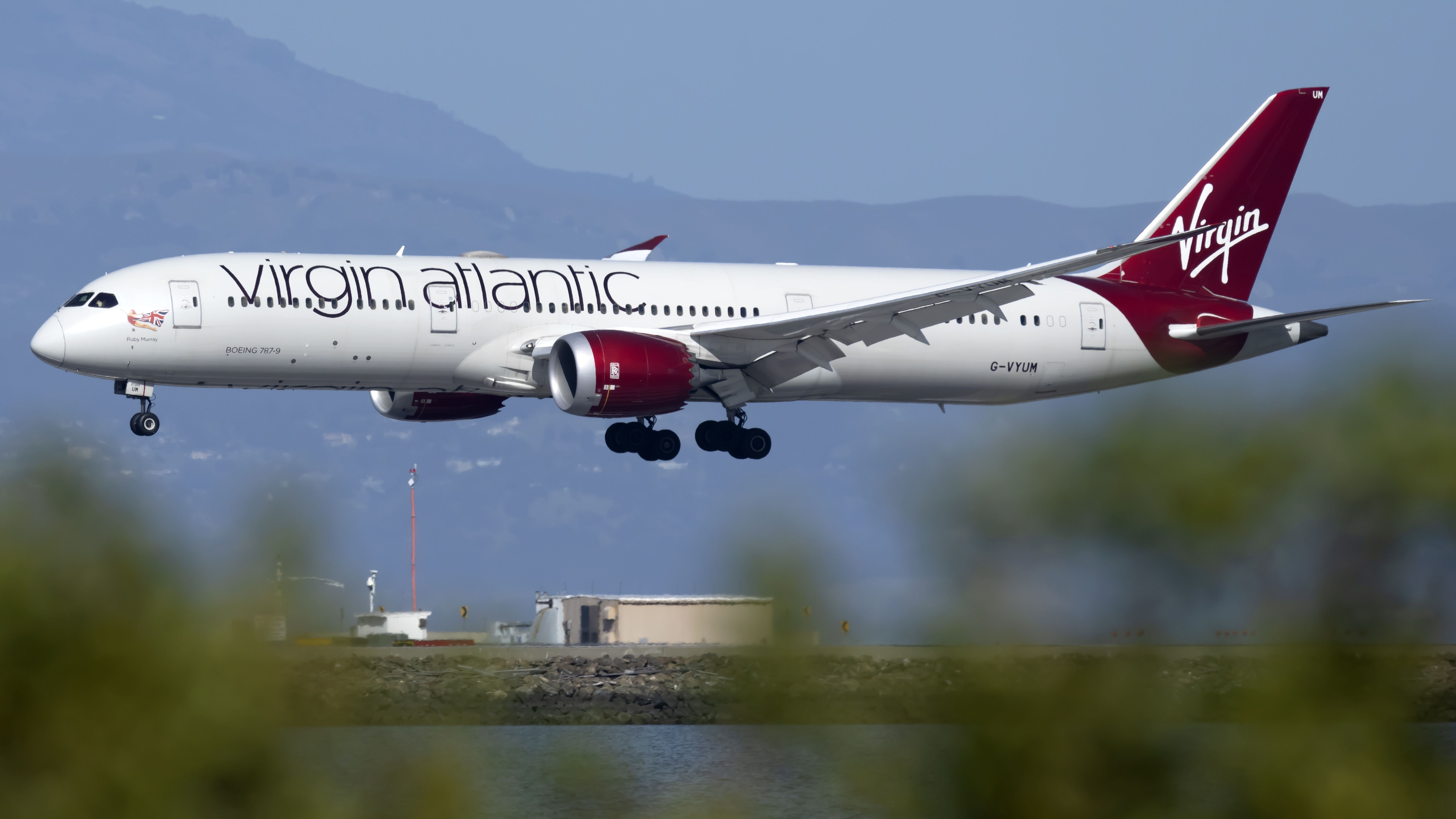 A Virgin Atlantic Boeing 787-9 Dreamliner