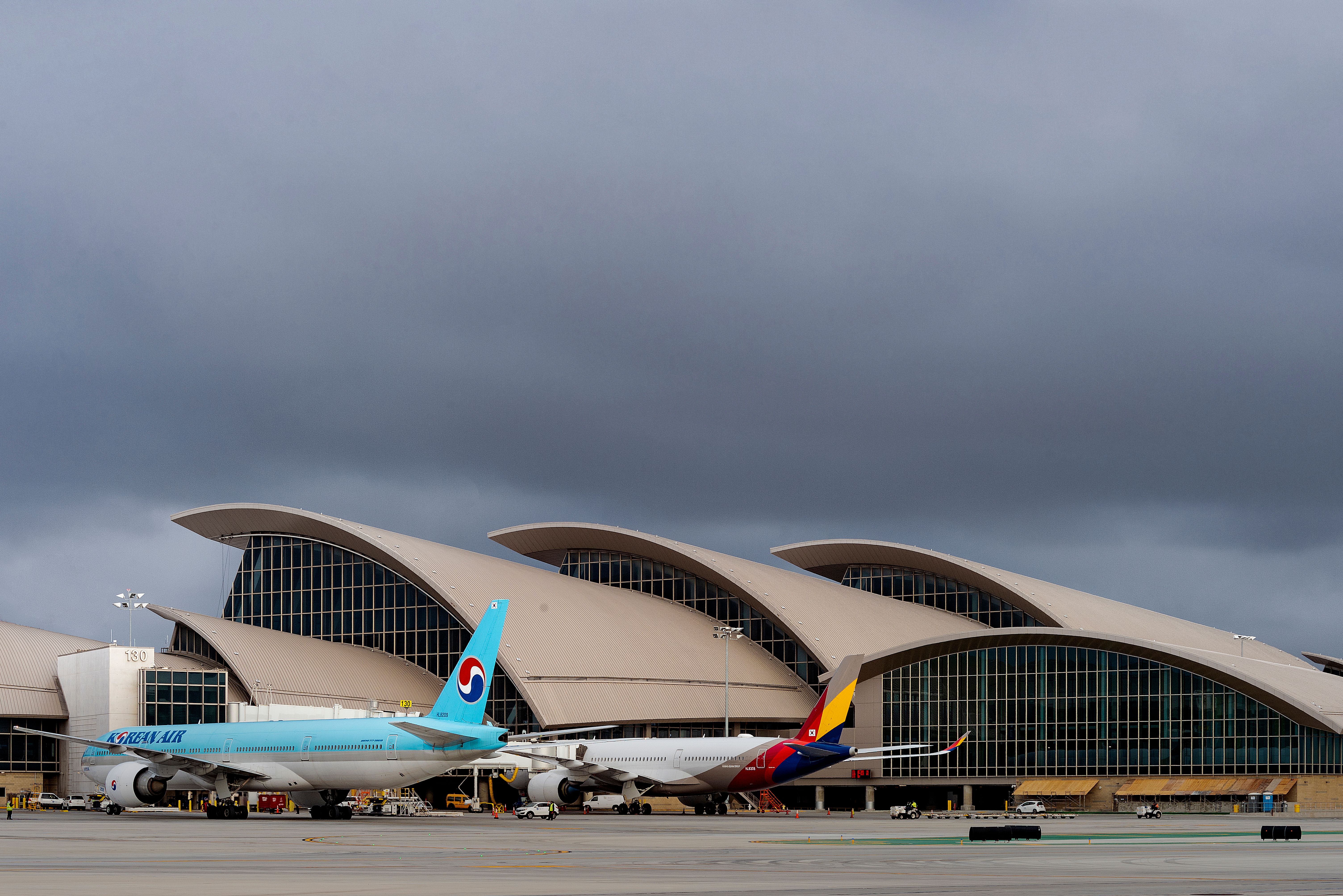 LAX_MSC_04132021.0801.JS