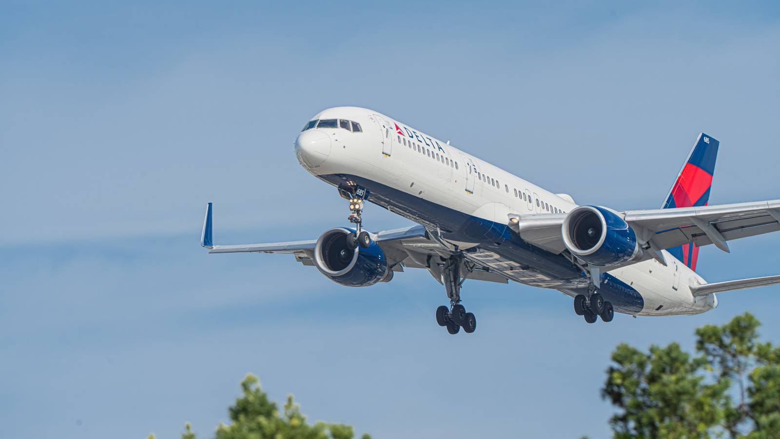 simpleflying.com