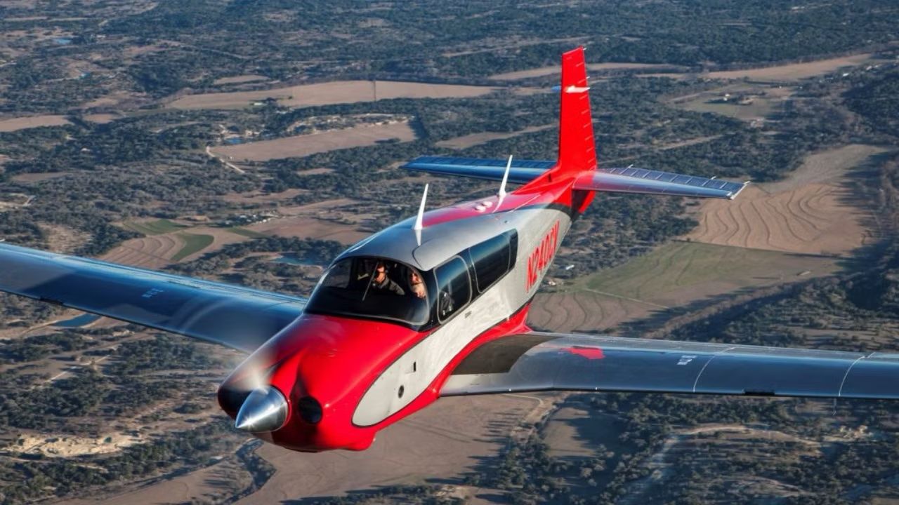 Mooney M20