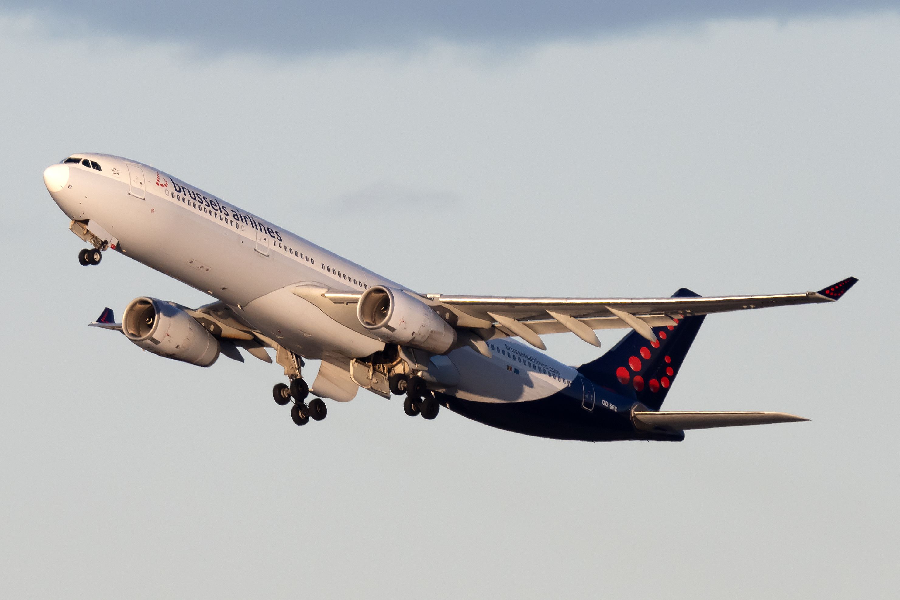 Brussels Airbus A330-342 takes off