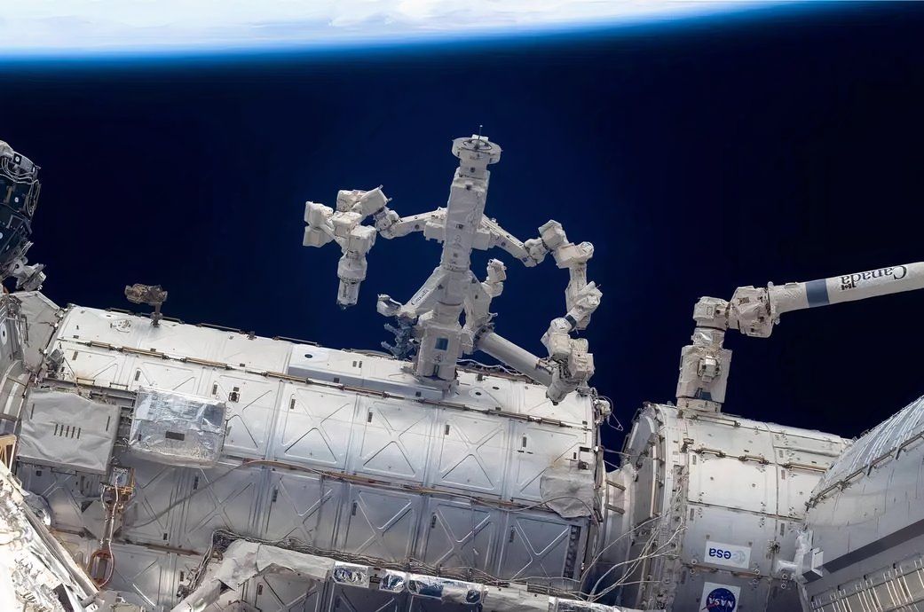 Photo of Dextre at work on the ISS 