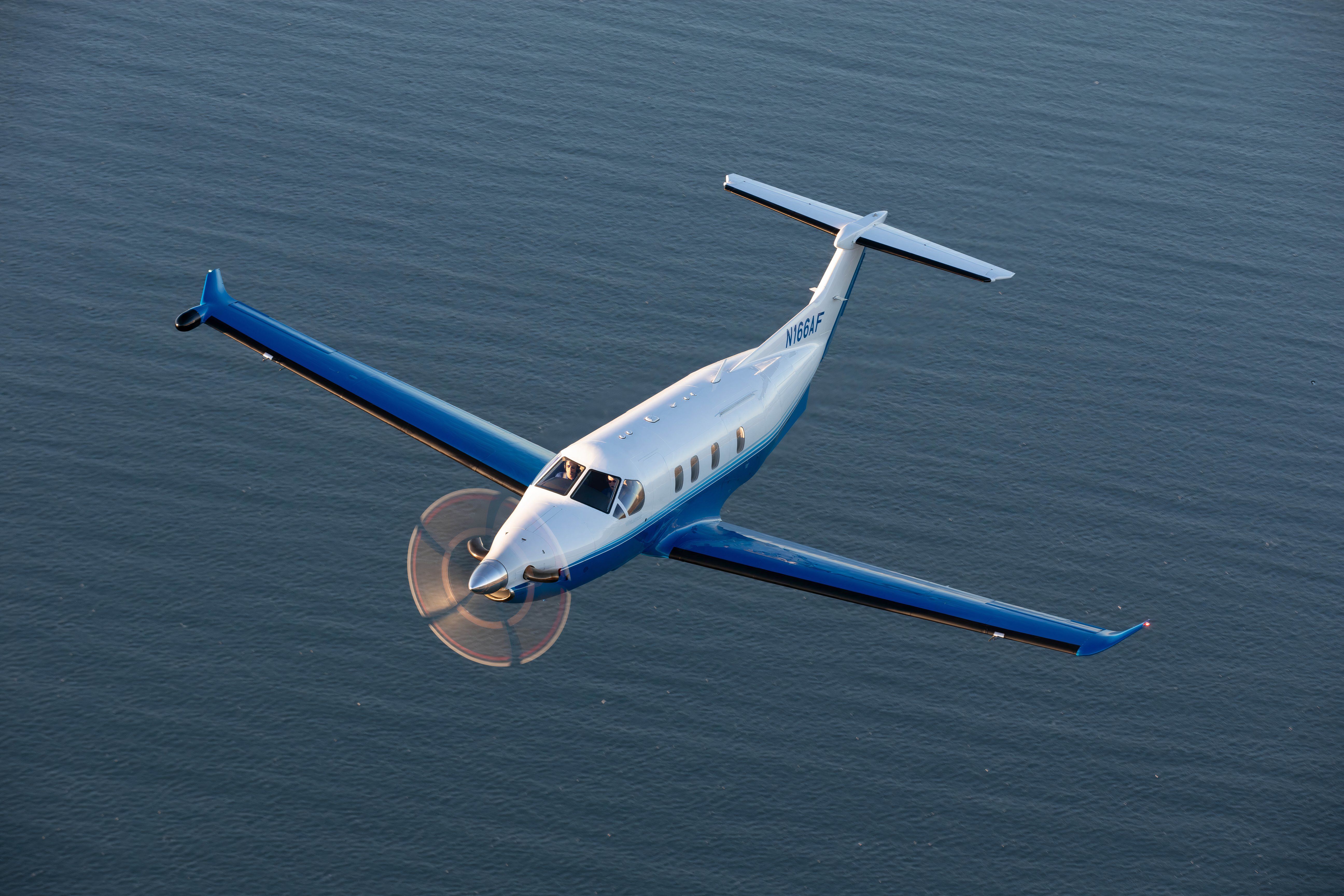 PlaneSense Pilatus PC-12.2