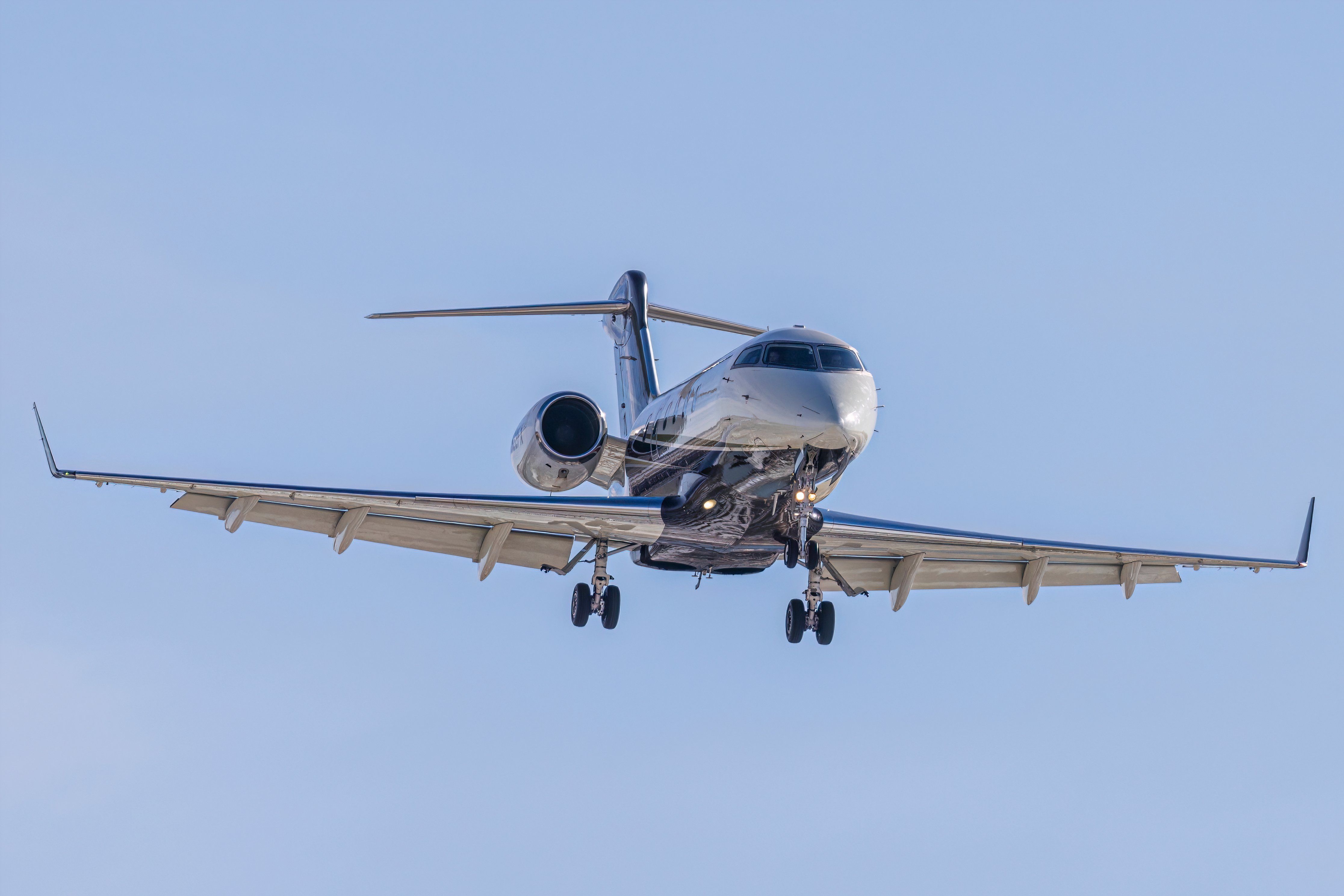 challenger 300 landing