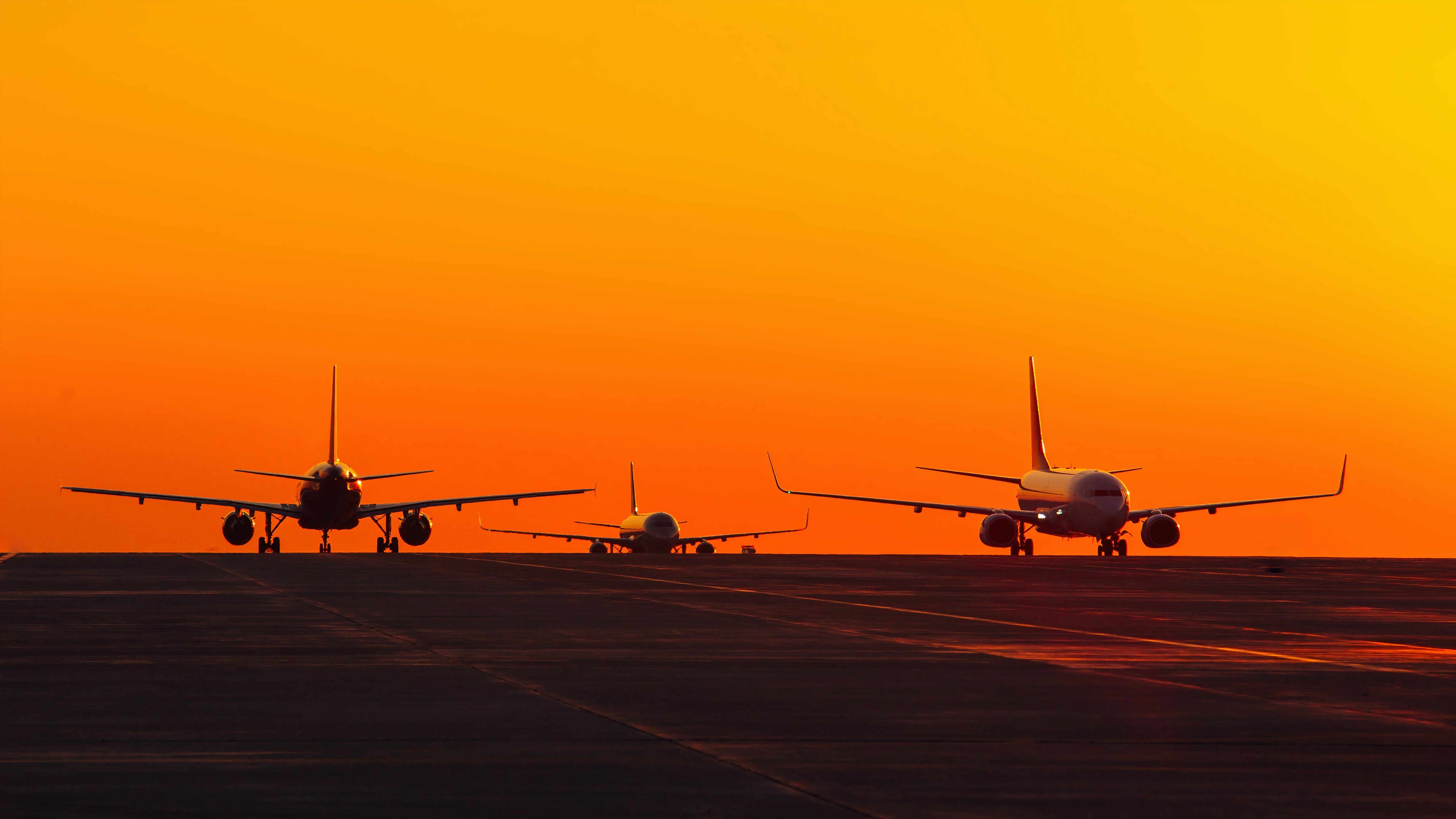 Silhouette pic by Oleksii Halutva from Shutterstock 169