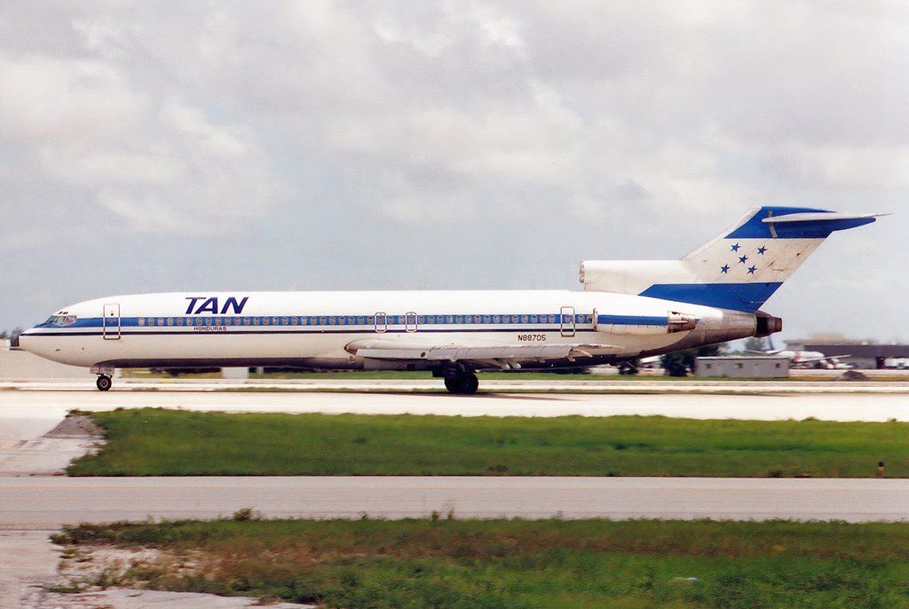 A TAN Boeing 727-224 at Miami International Airport (MIA / KMIA)