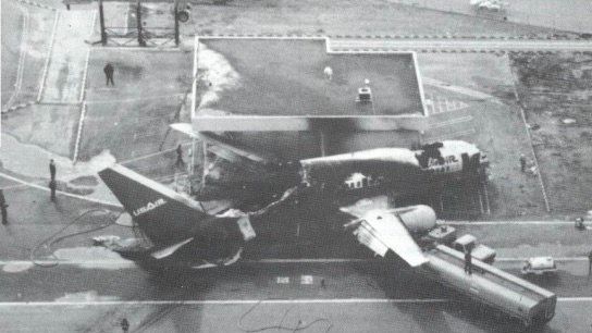 USAir_Flight1493_wreckage