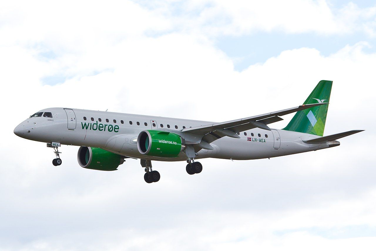 Wideroe Embraer E2