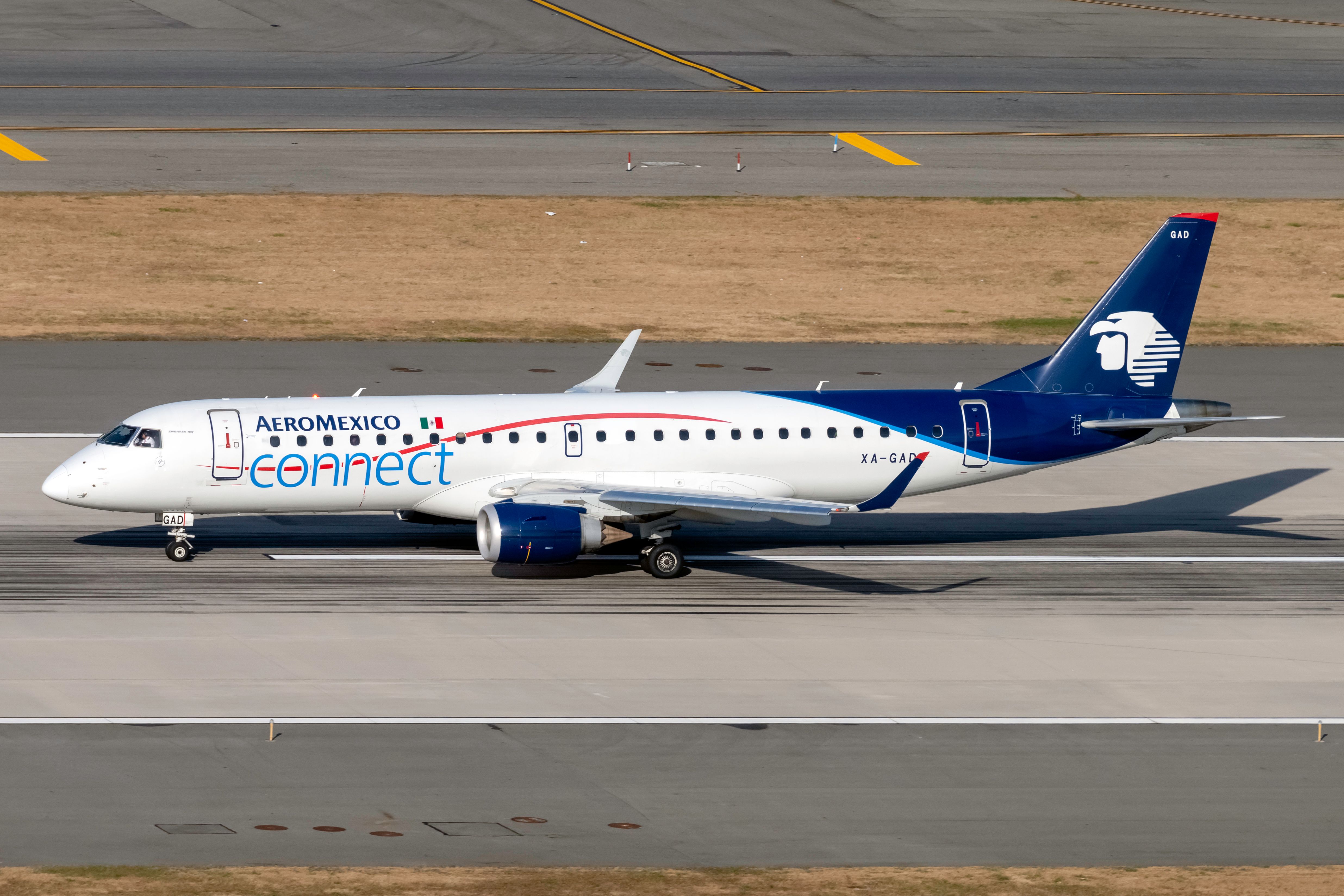 Aeromexico Connect Embraer E190LR (XA-GAD).