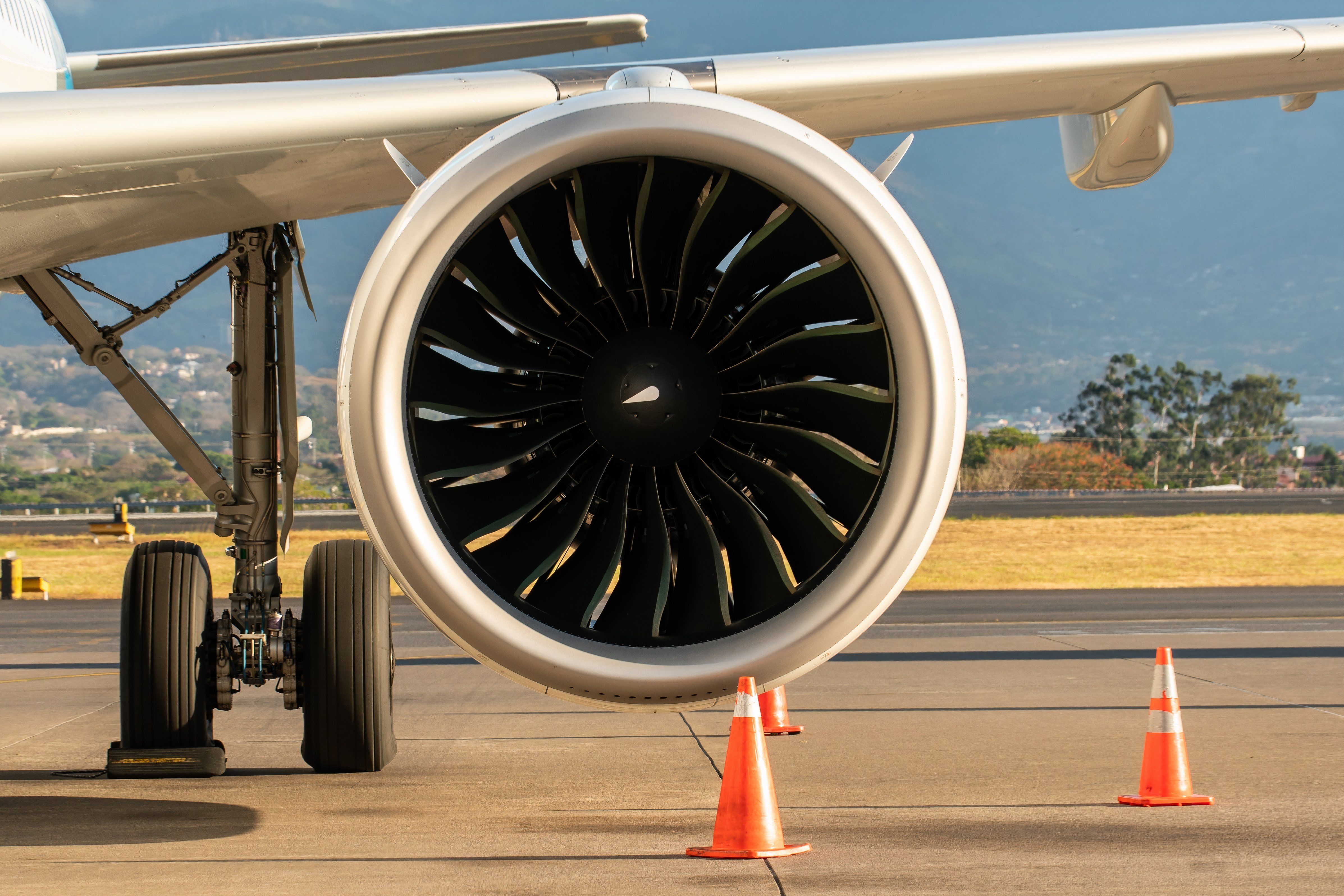 A321neo engine shutterstock_2416632137-1