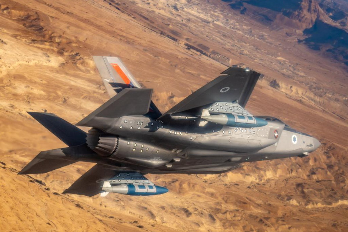 Israeli F-35I bearing Mk-84 bombs fitted with GBU-31 JDAM