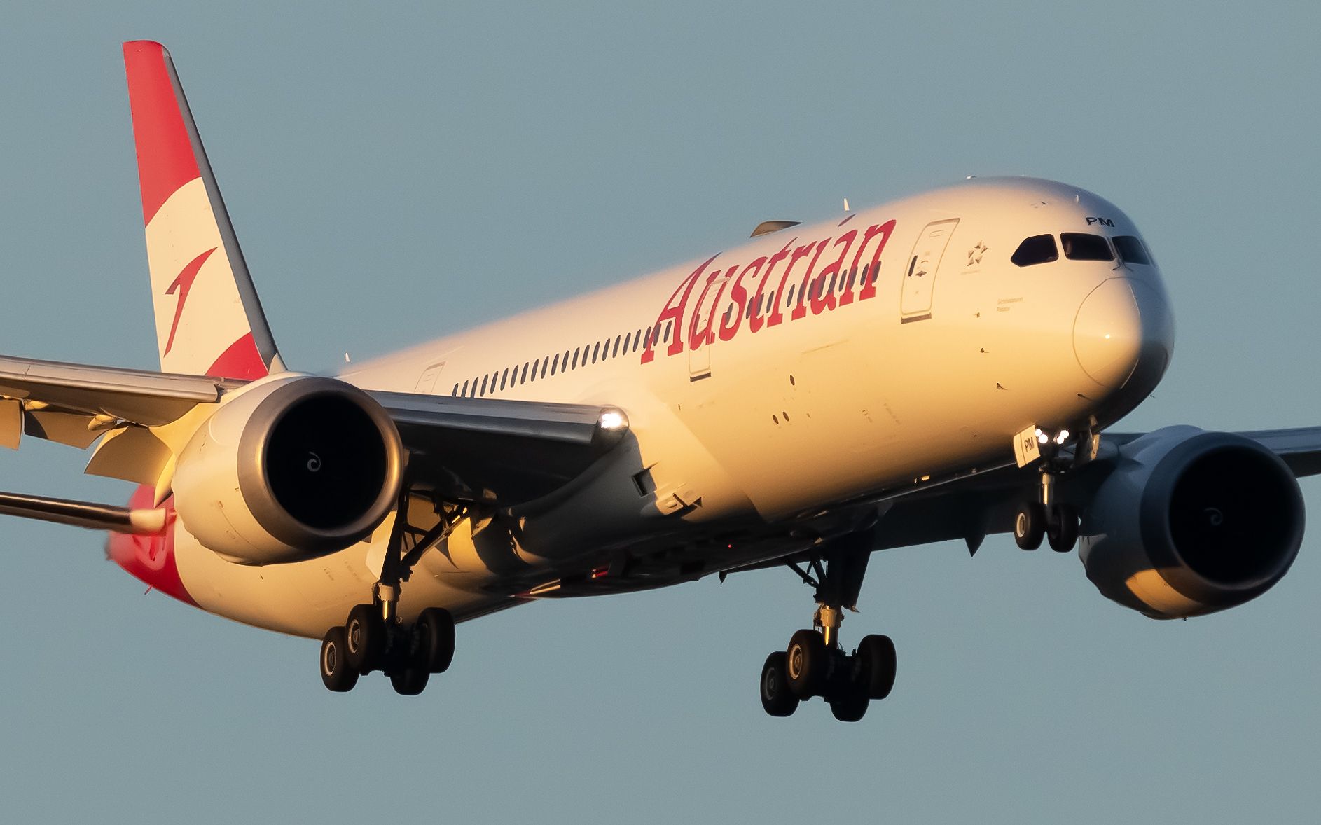 OE-LPM Austrian Airlines Boeing 787-9 Dreamliner (2)