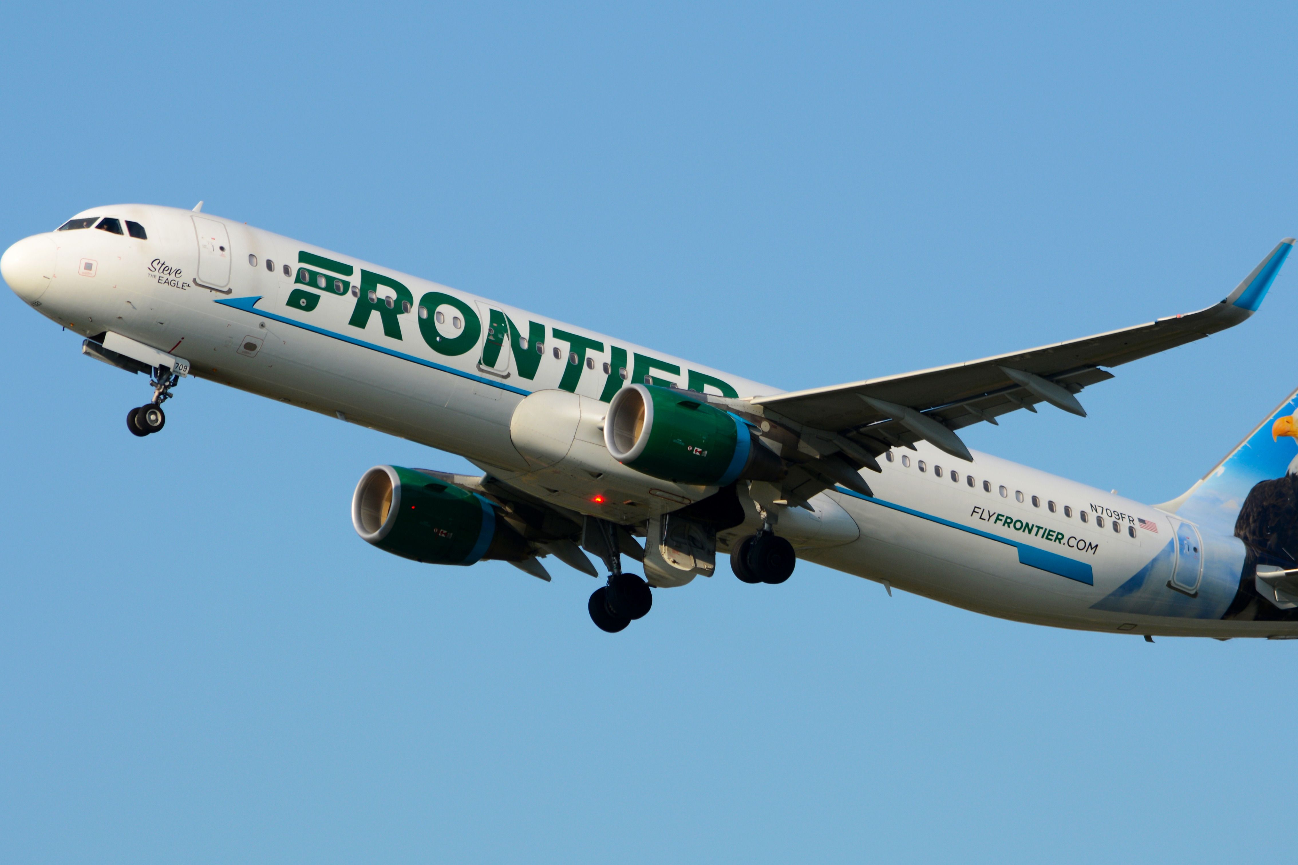 A Frontier Airlines Airbus A321-211, "Steve the Eagle", Taking Off