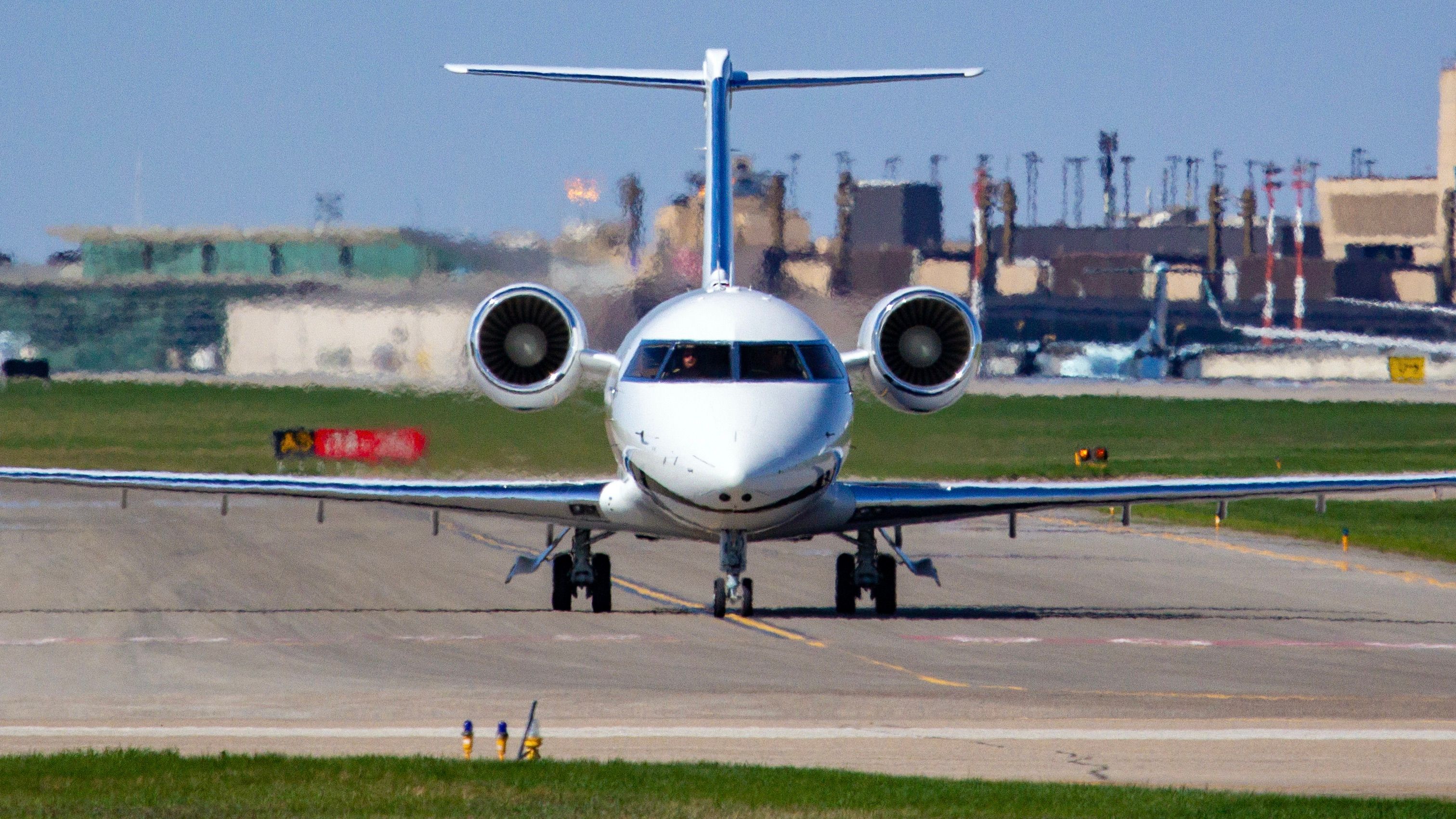 Challenger 600 profile