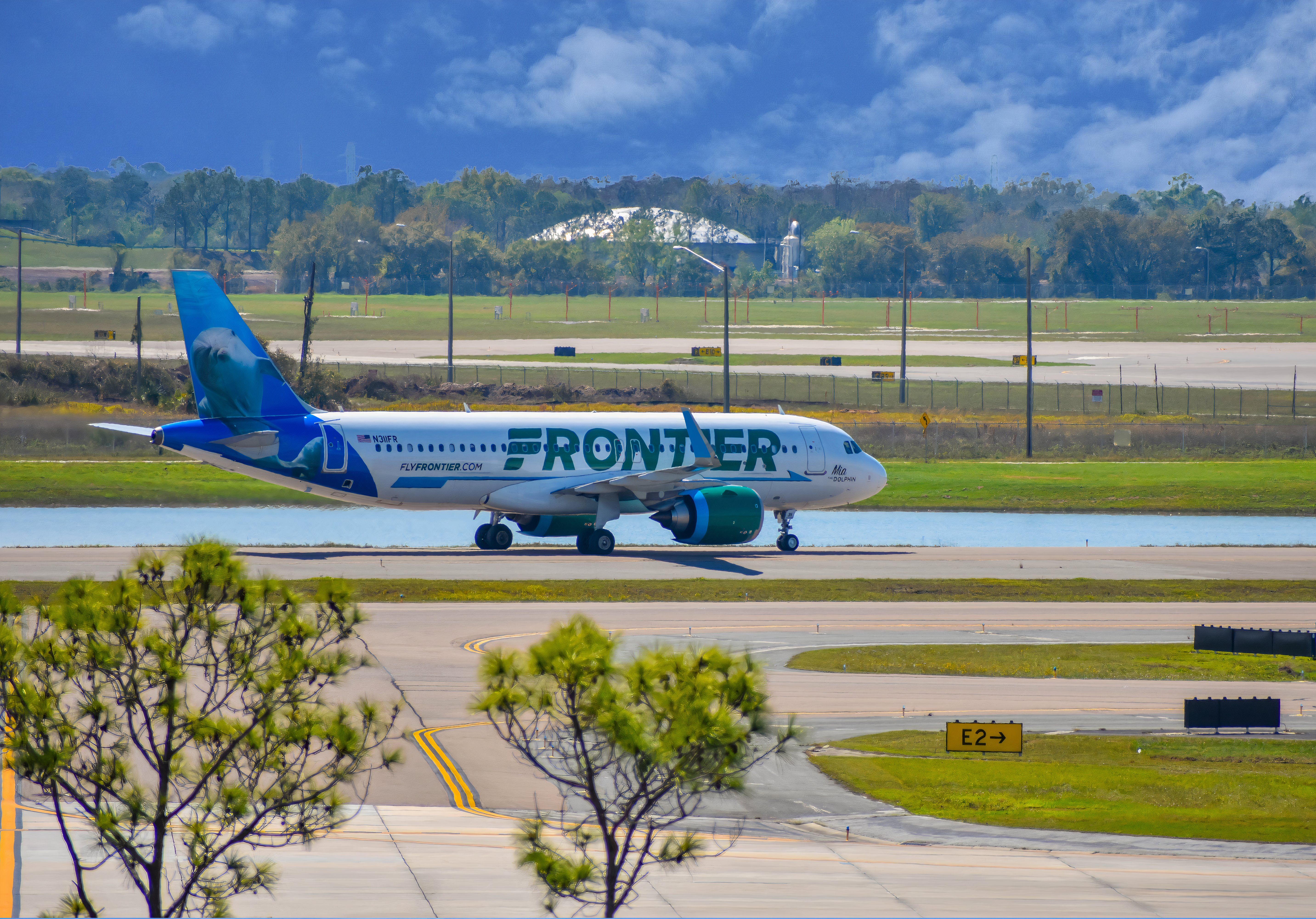 Frontier Airlines in Orlando shutterstock_1363147781